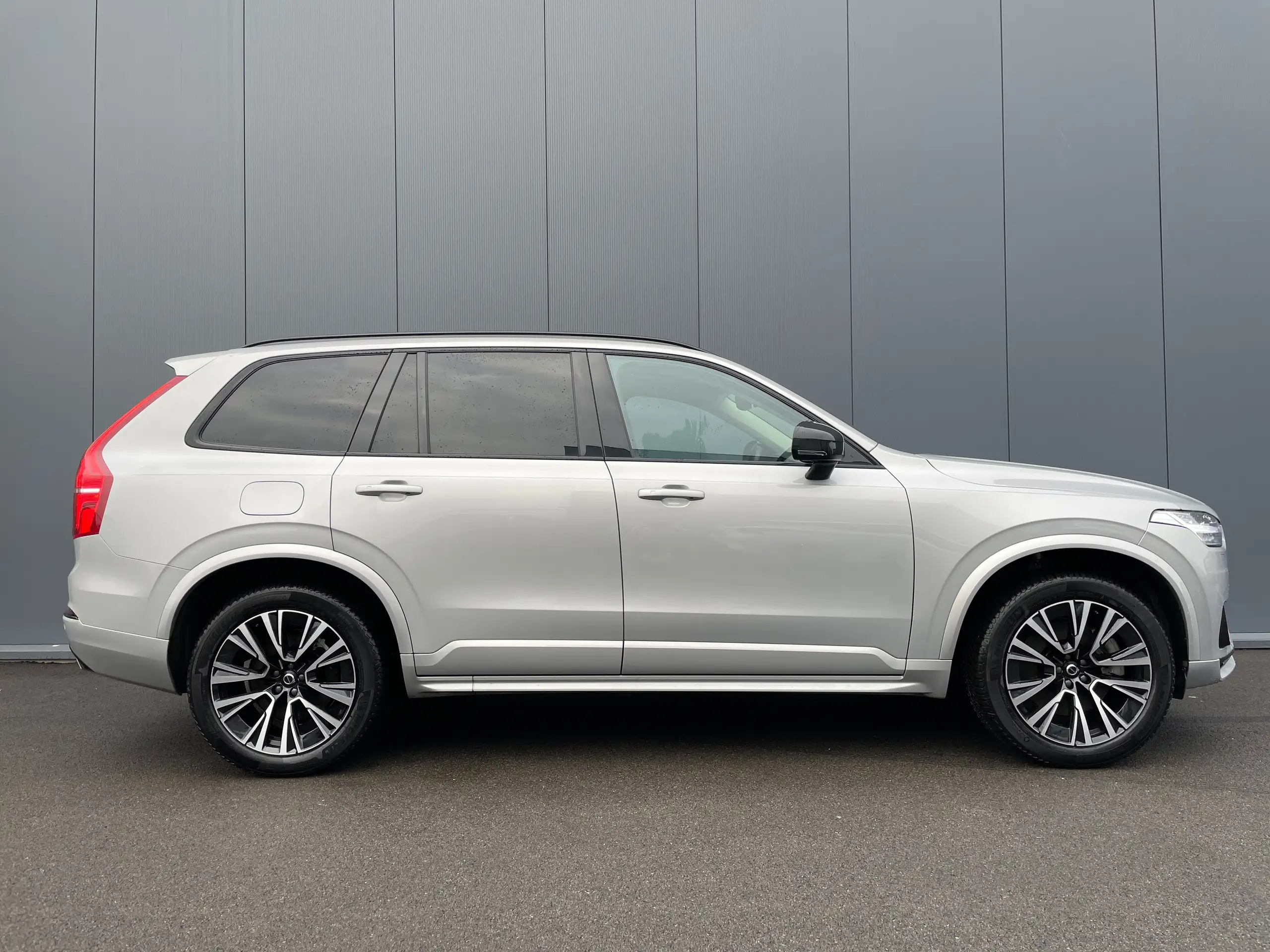 Volvo - XC90