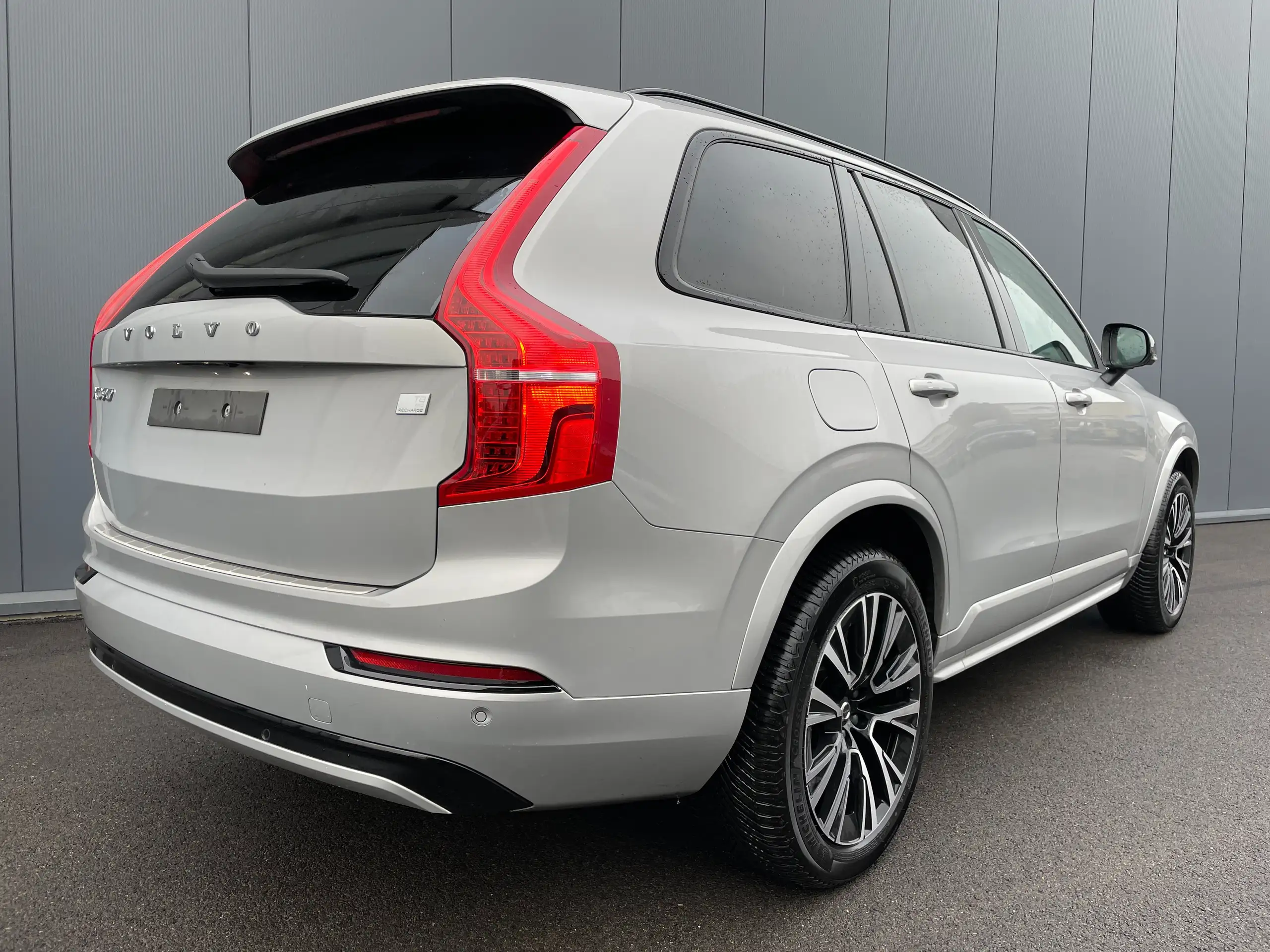 Volvo - XC90