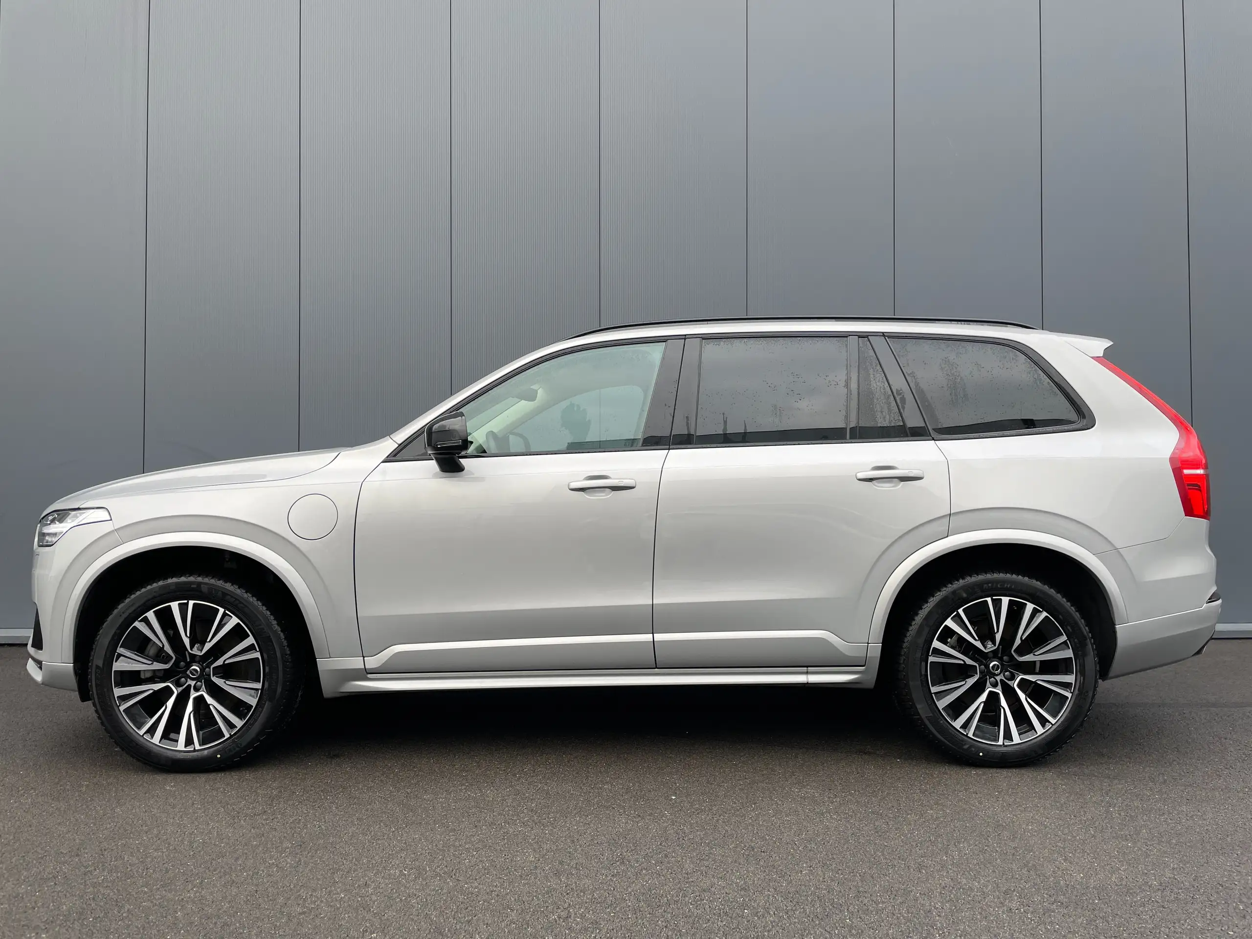 Volvo - XC90