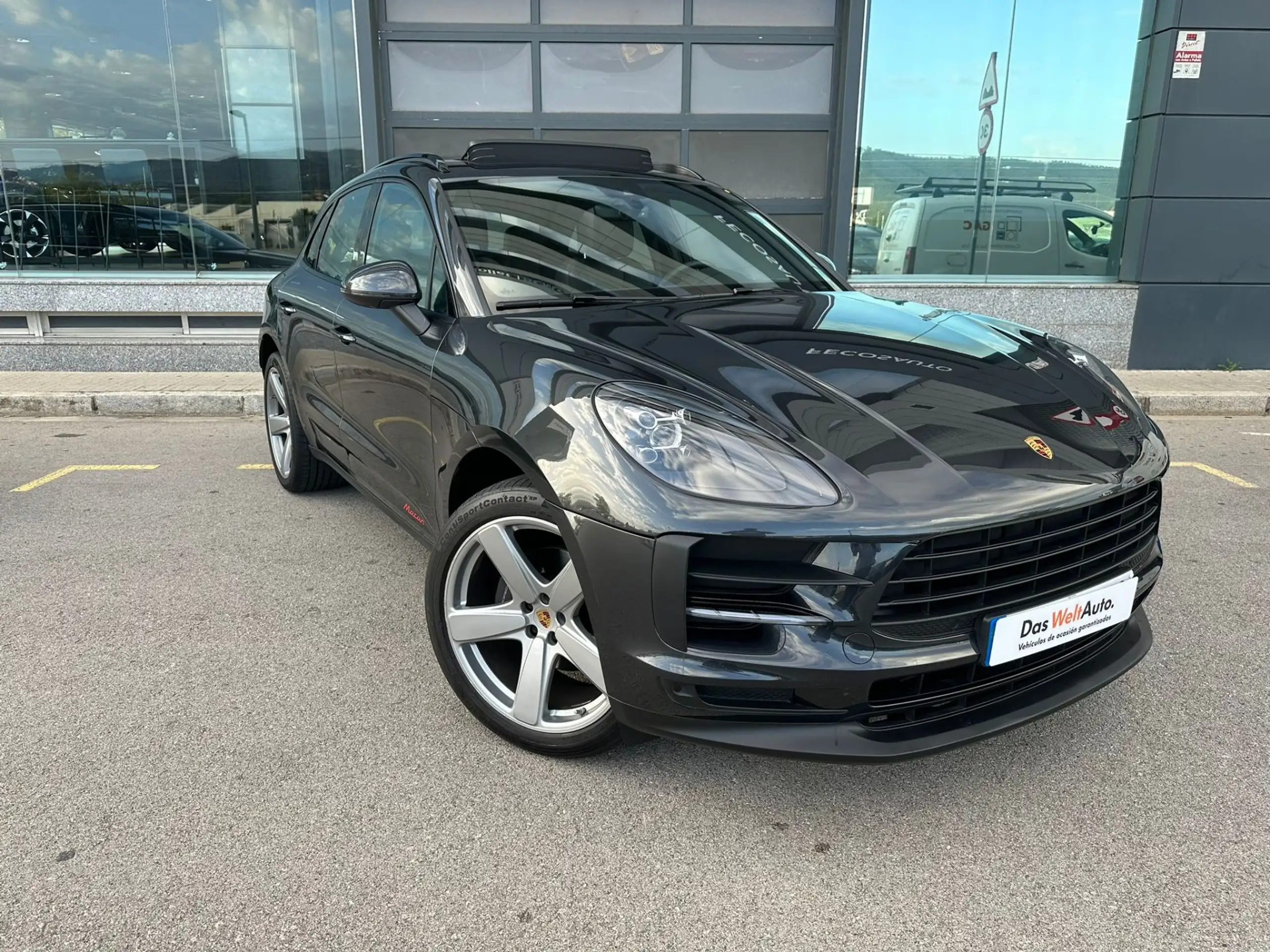 Porsche - Macan