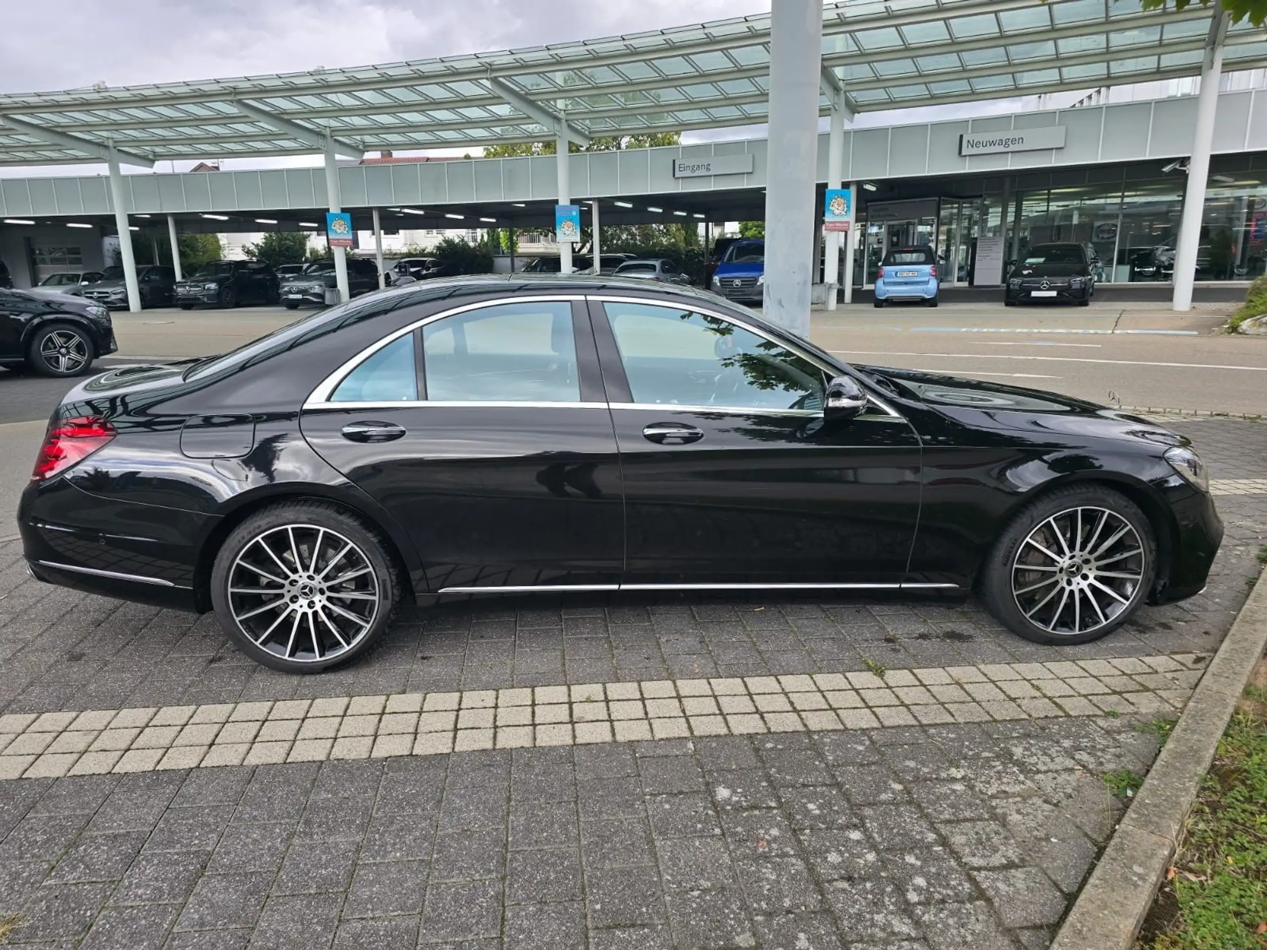 Mercedes-Benz - S 400