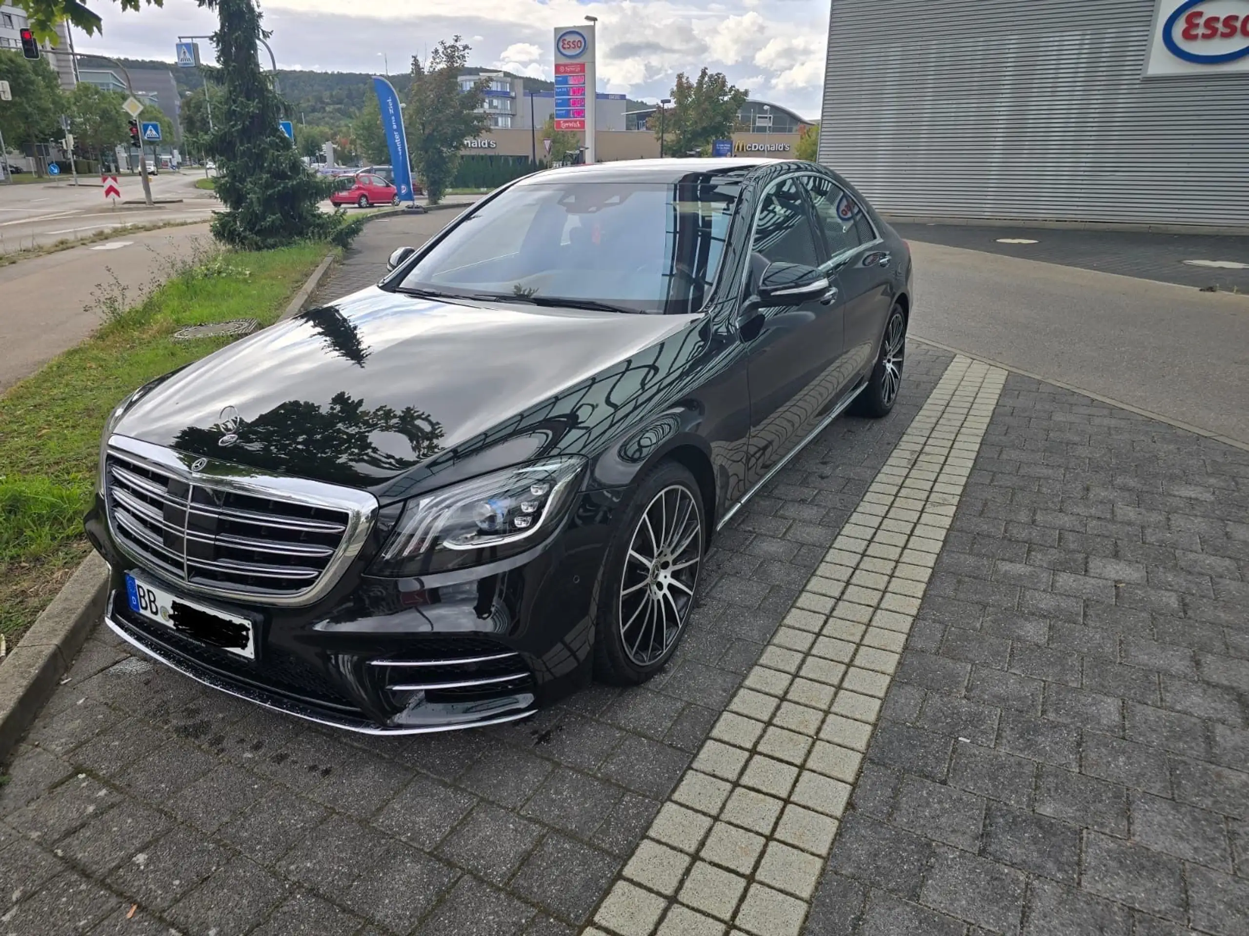 Mercedes-Benz - S 400