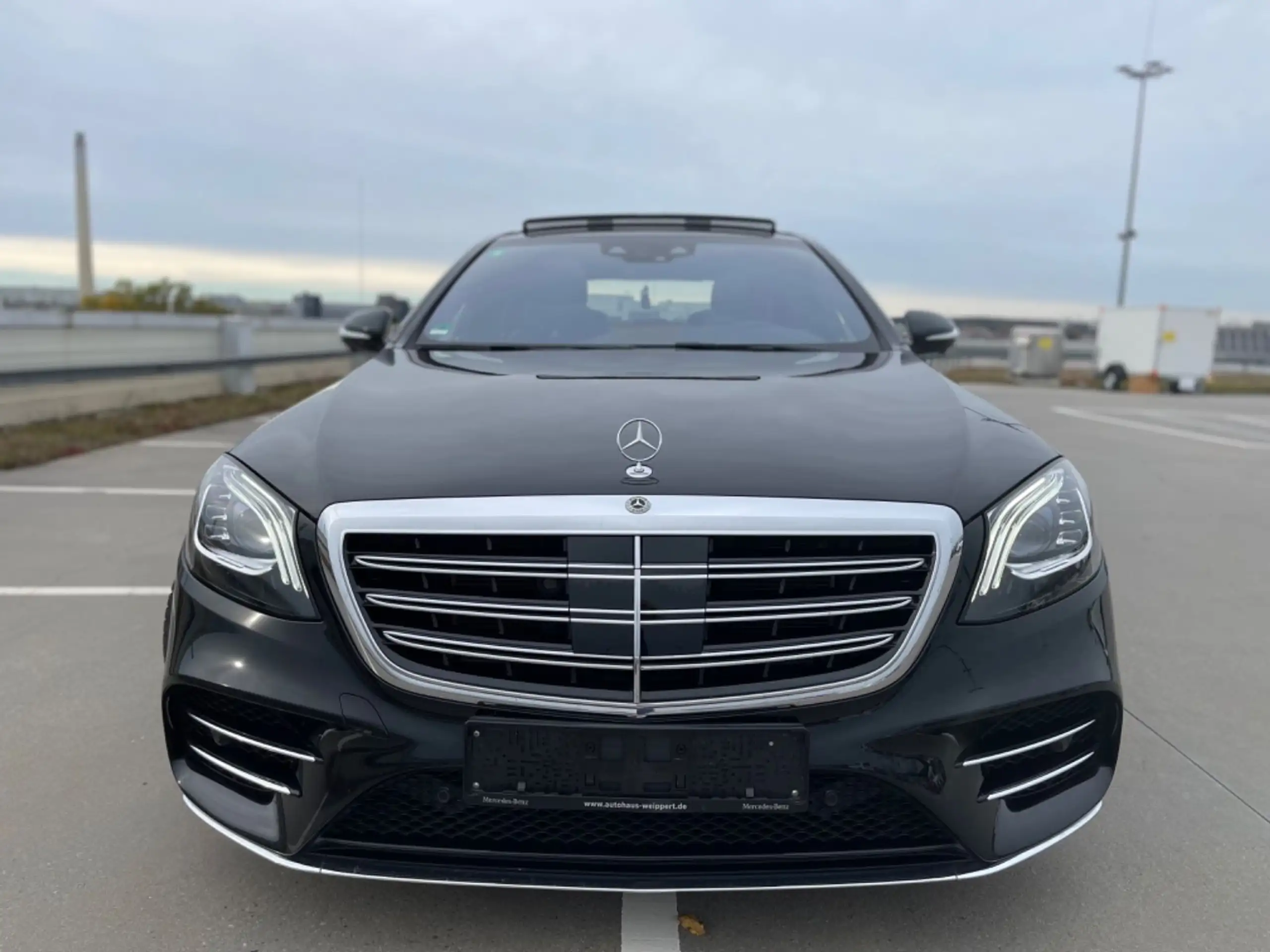 Mercedes-Benz - S 400