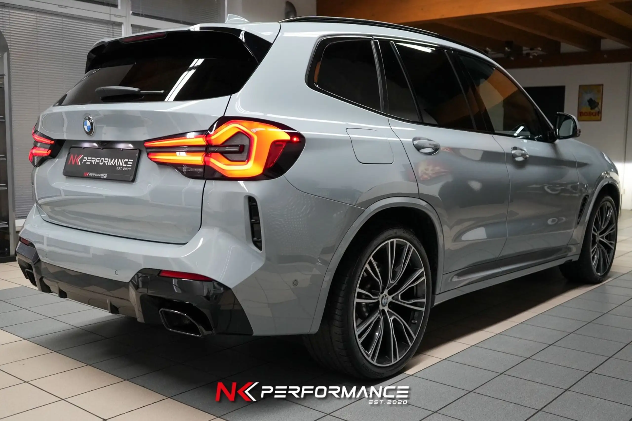 BMW - X3