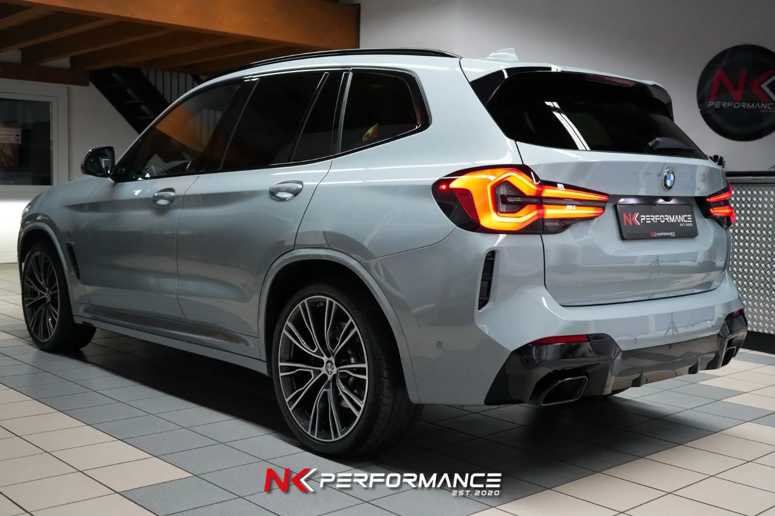 BMW - X3