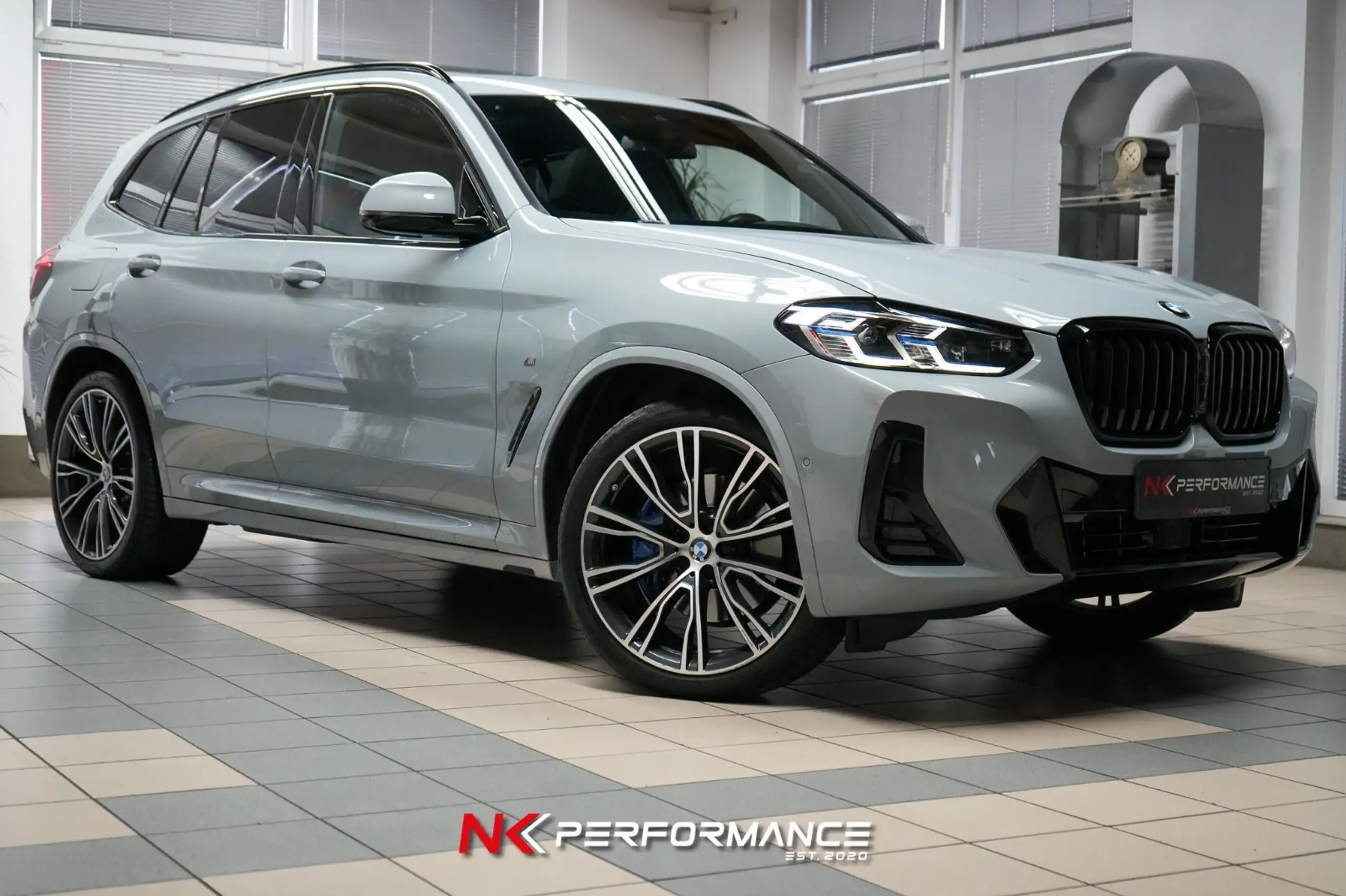 BMW - X3