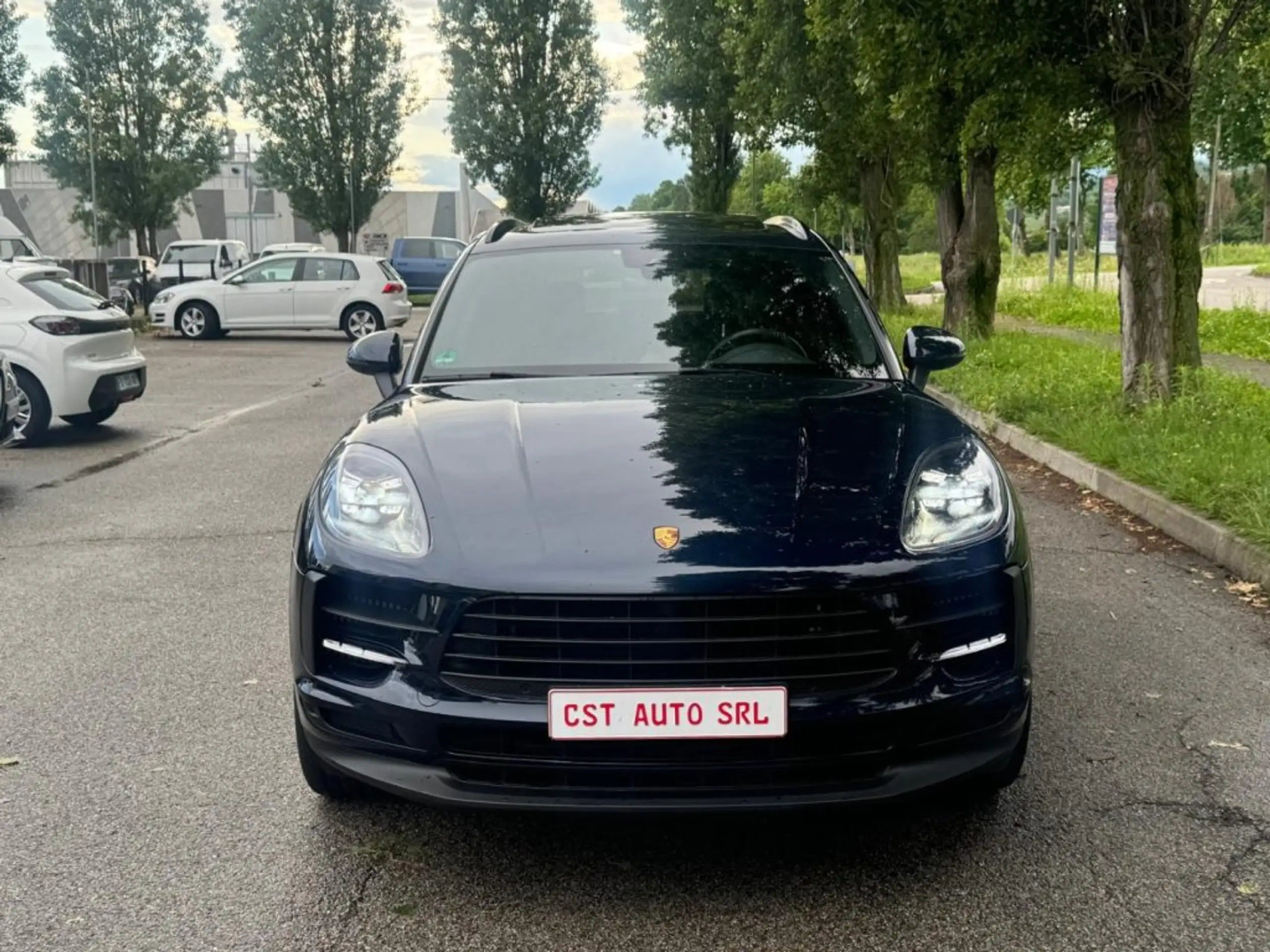 Porsche - Macan