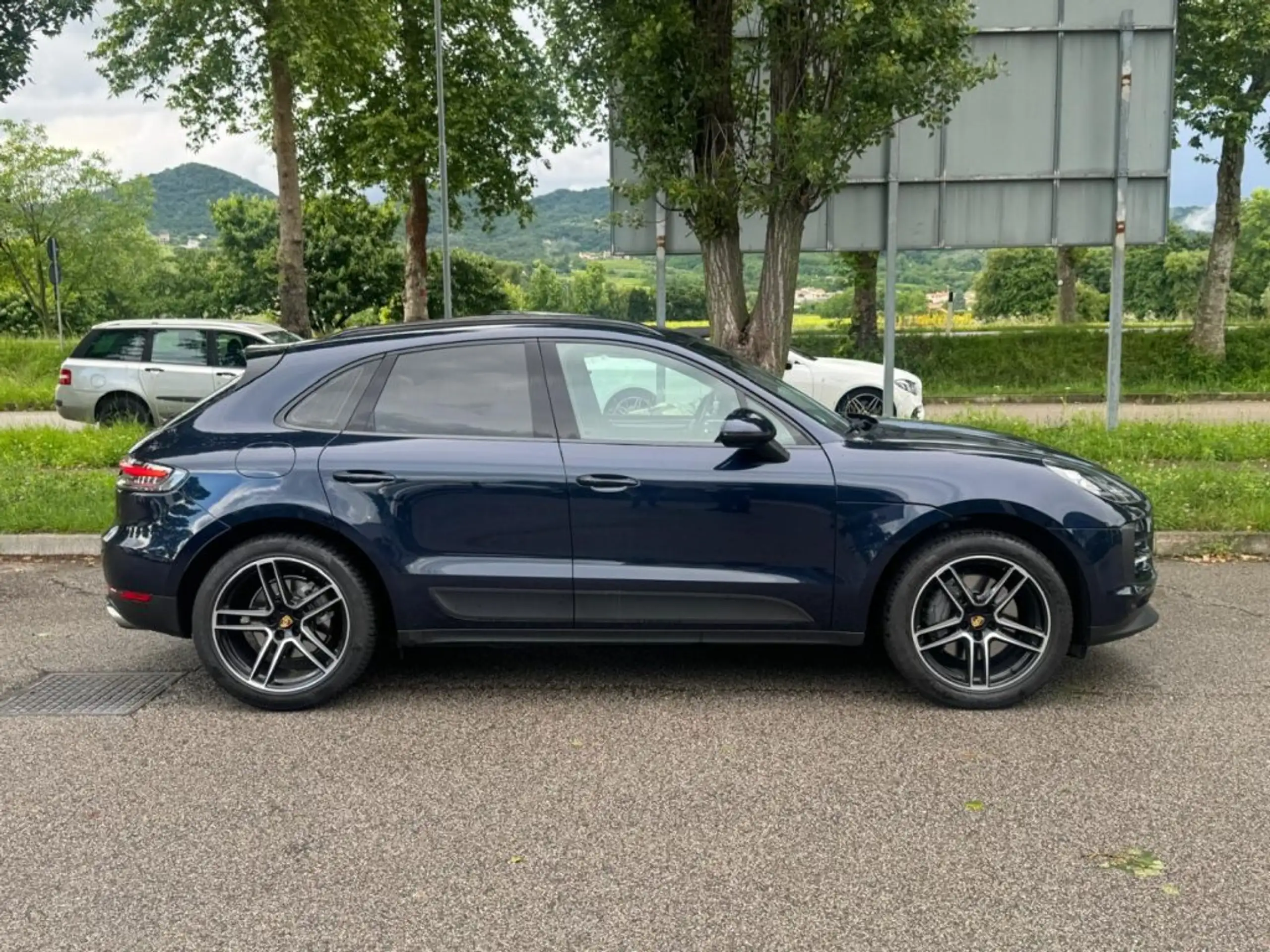 Porsche - Macan