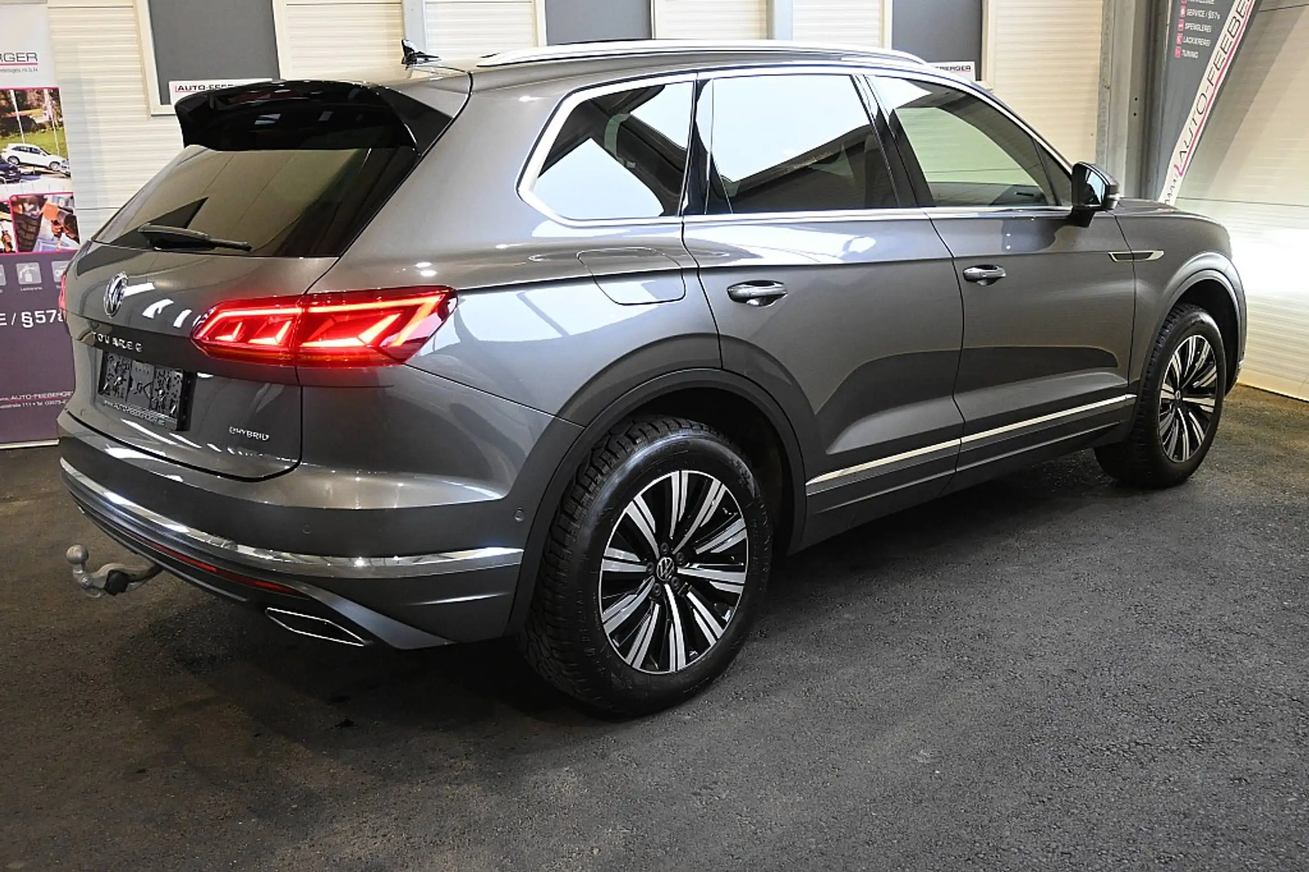 Volkswagen - Touareg