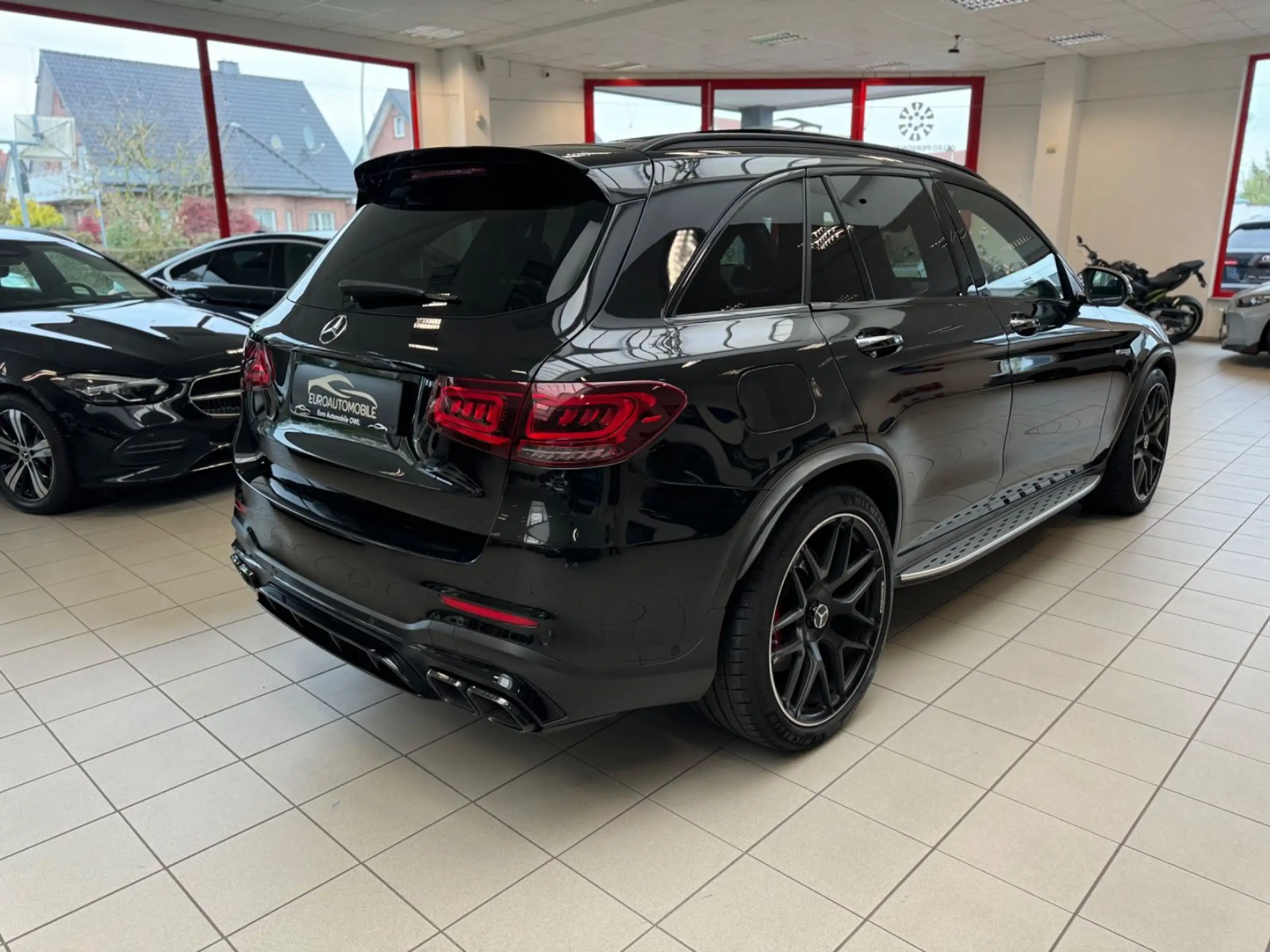 Mercedes-Benz - GLC 63 AMG