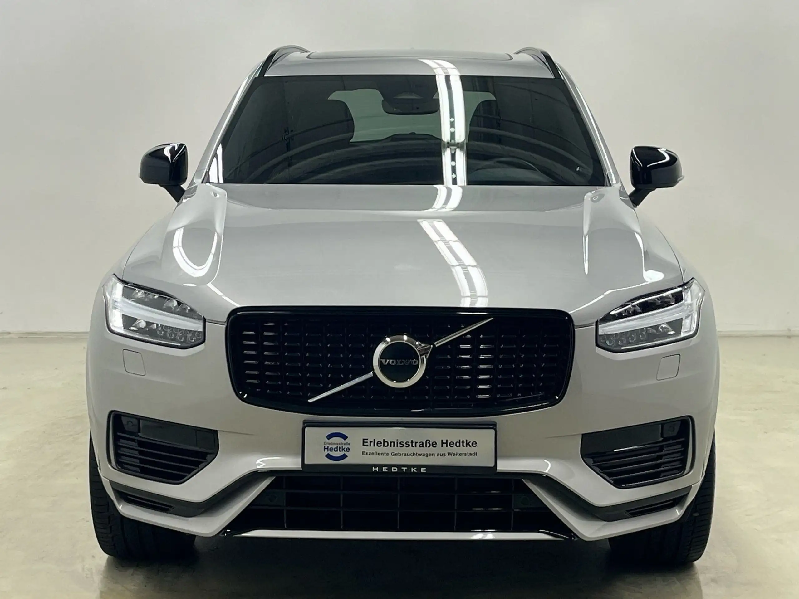 Volvo - XC90