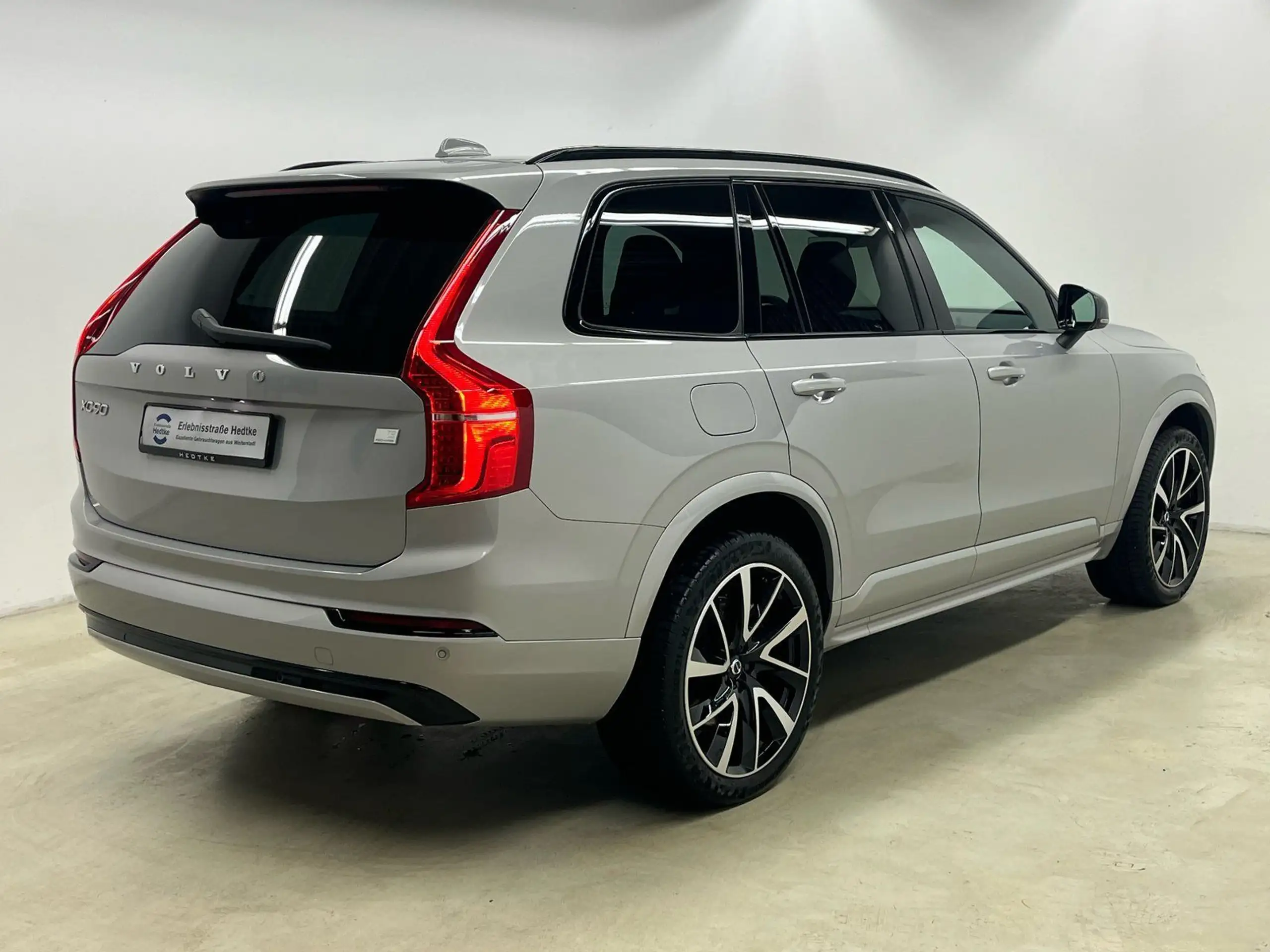 Volvo - XC90