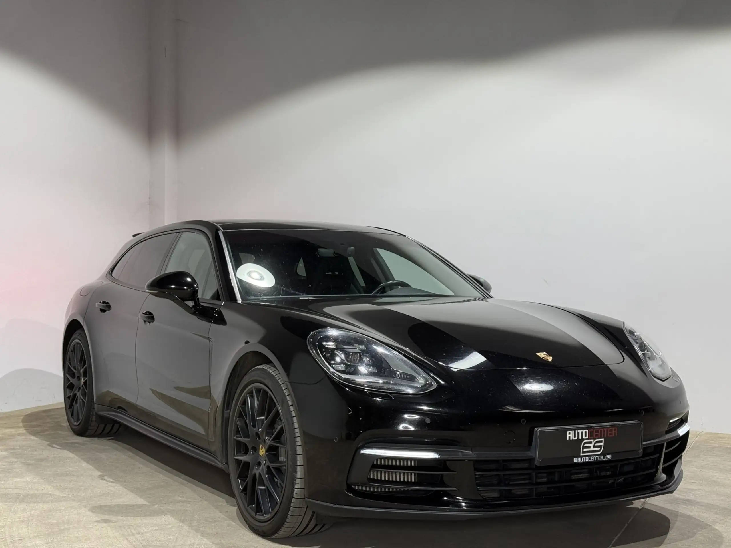 Porsche - Panamera