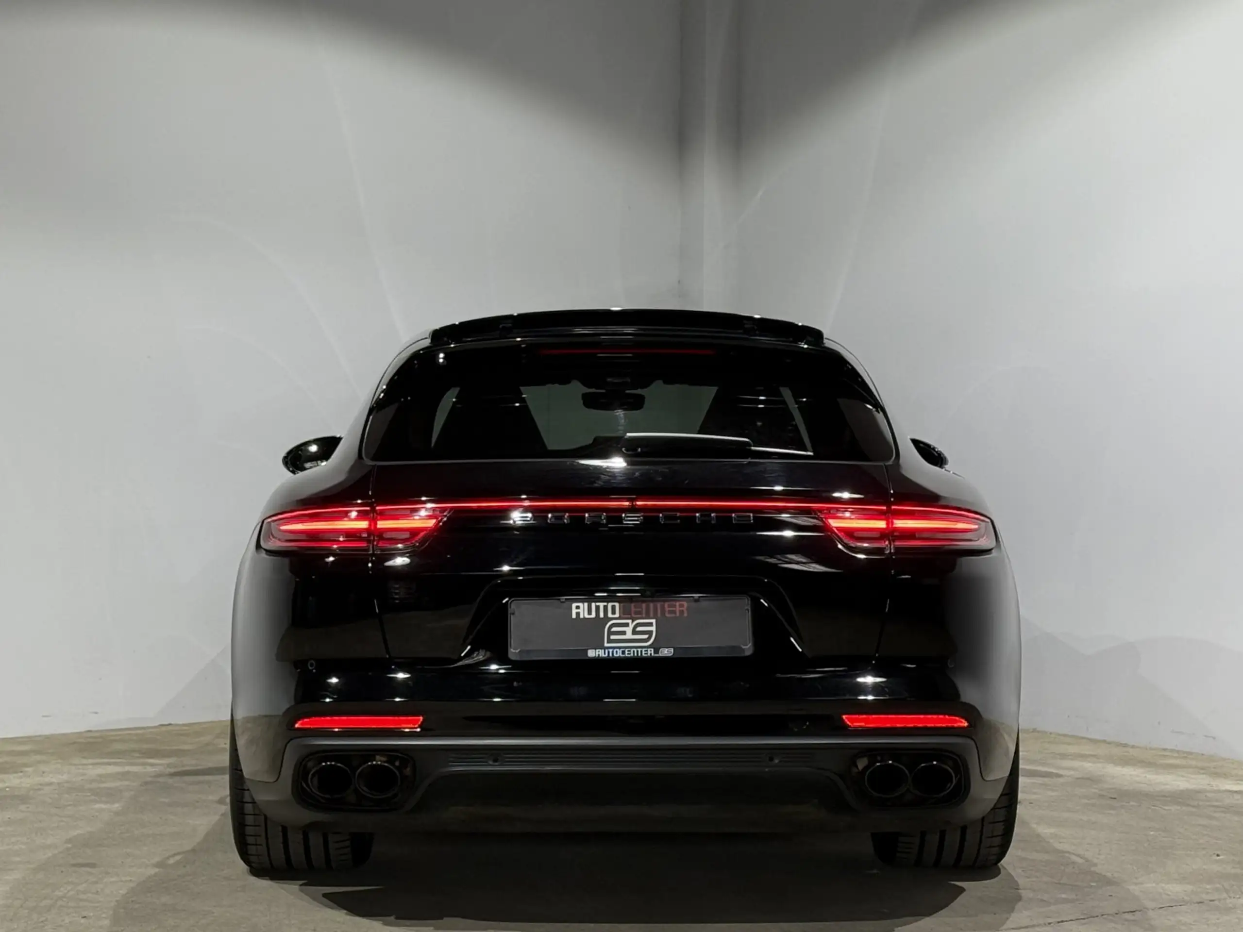 Porsche - Panamera