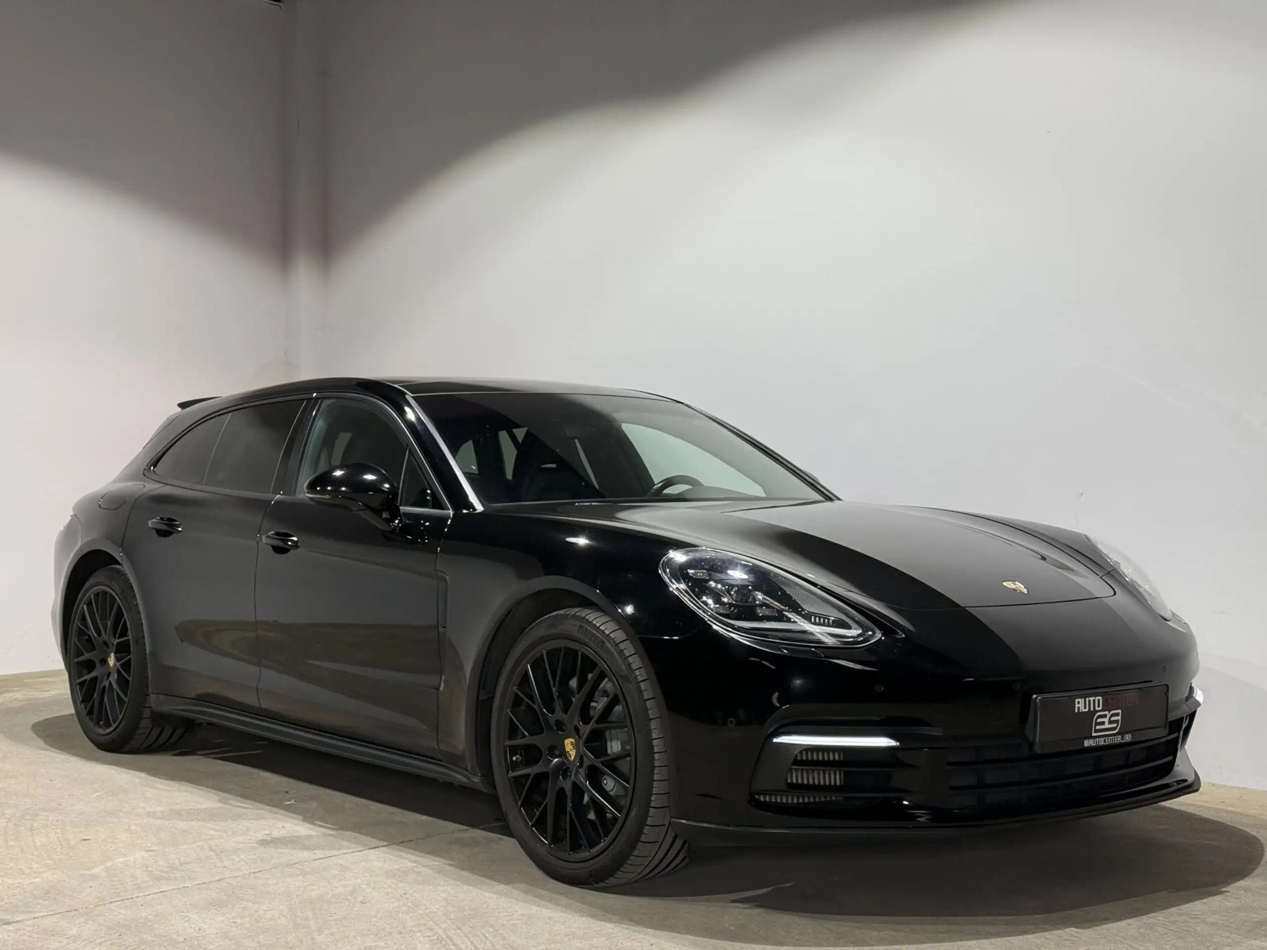 Porsche - Panamera