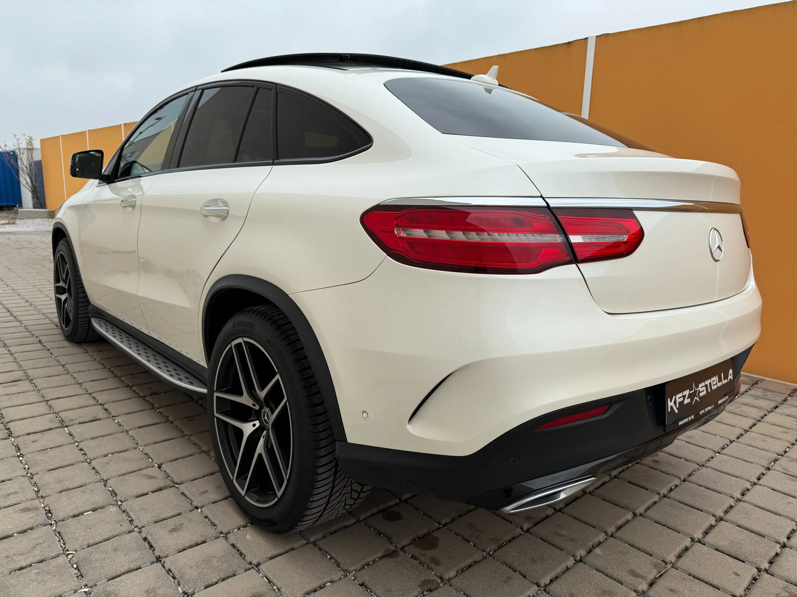 Mercedes-Benz - GLE 350