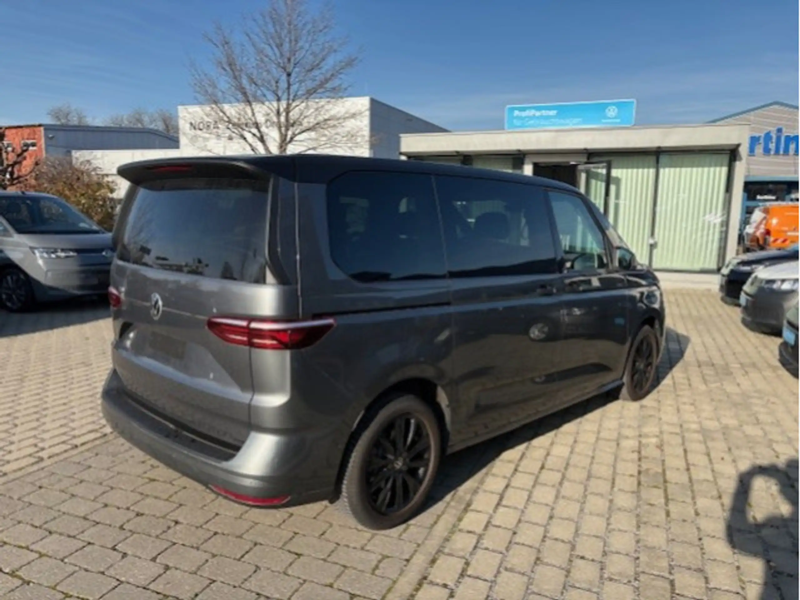 Volkswagen - T7 Multivan