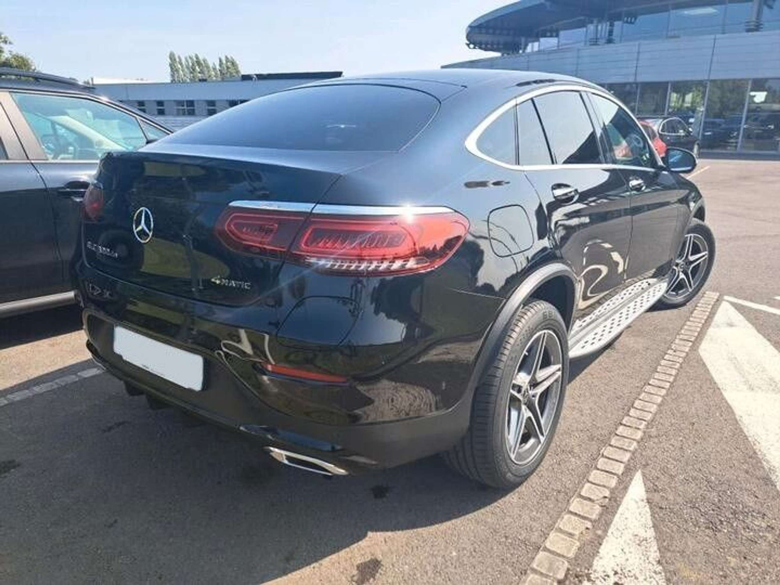 Mercedes-Benz - GLC 300