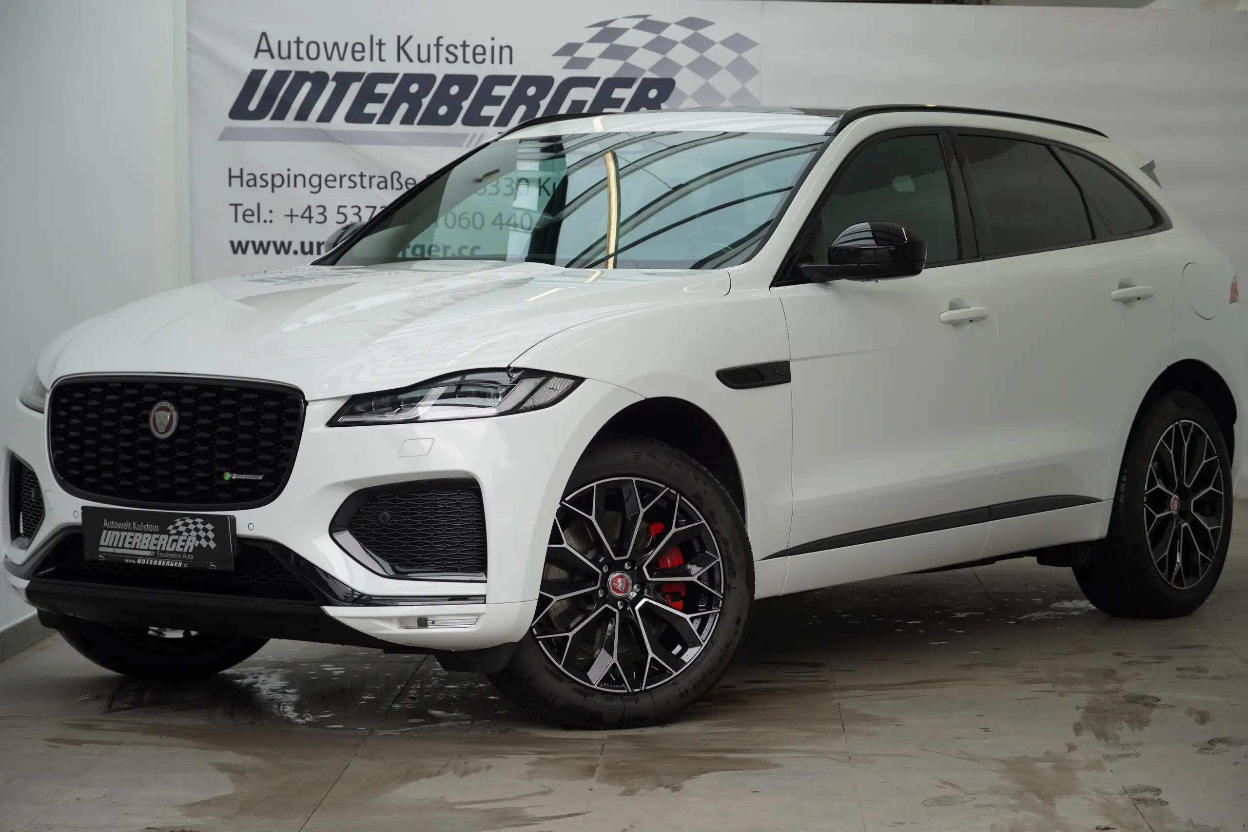 Jaguar - F-Pace