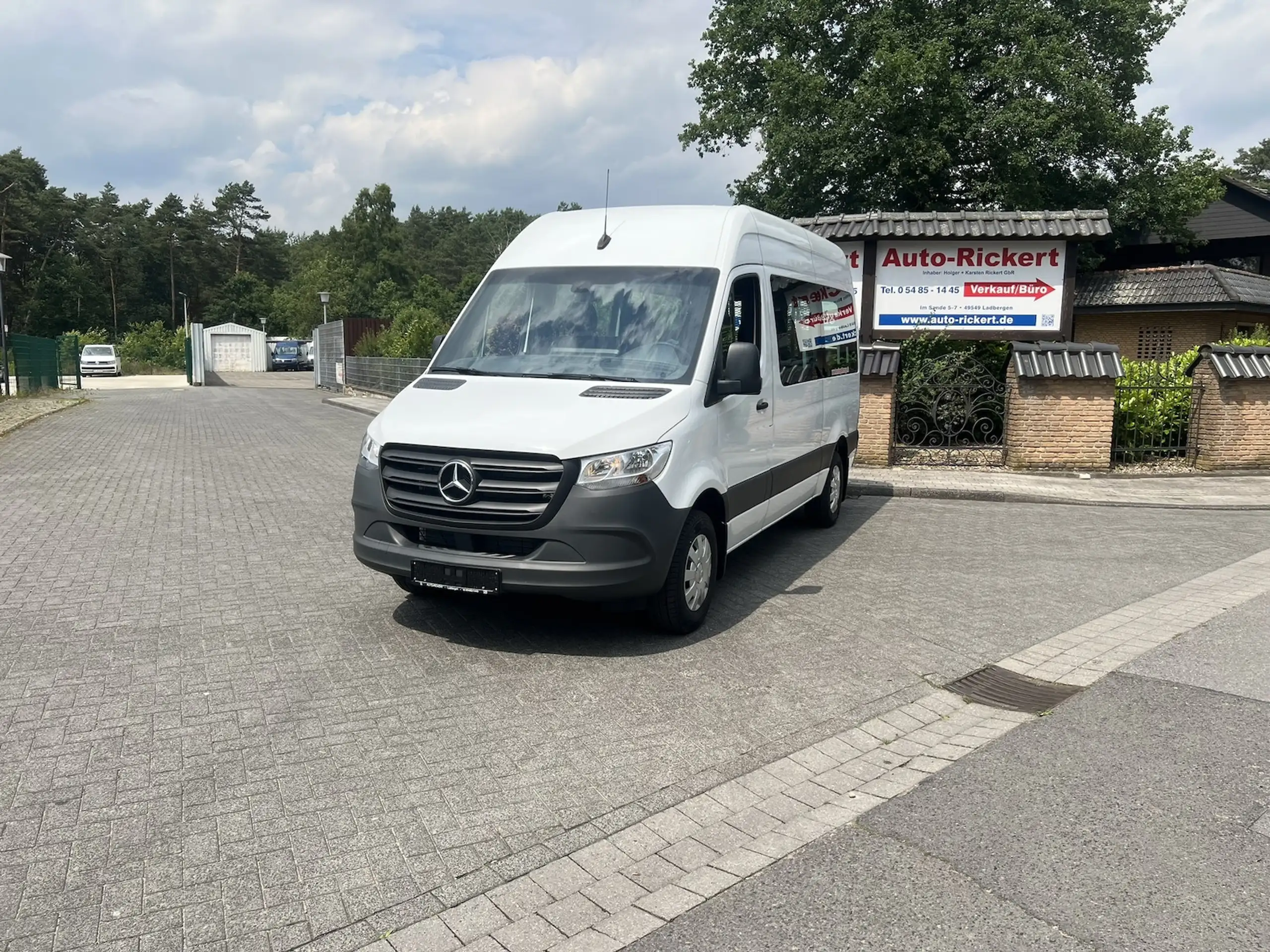 Mercedes-Benz - Sprinter