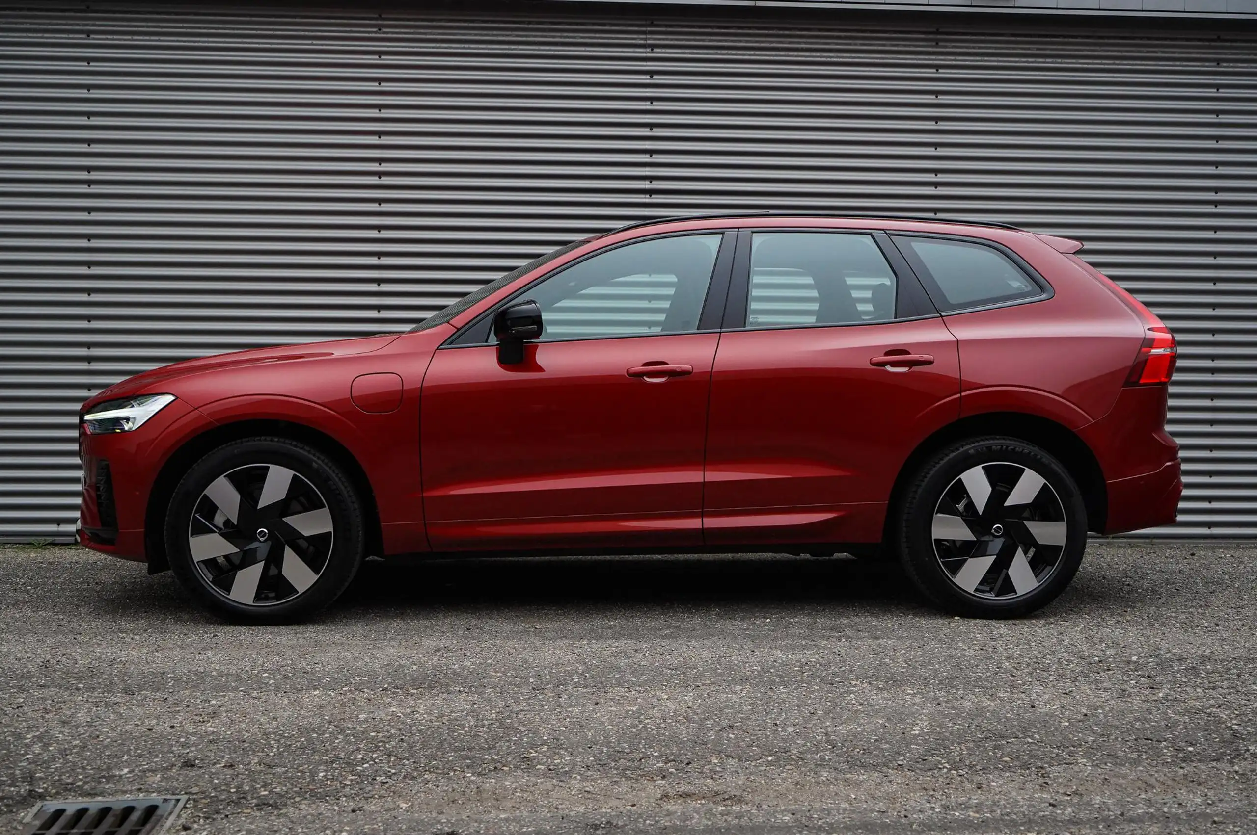 Volvo - XC60