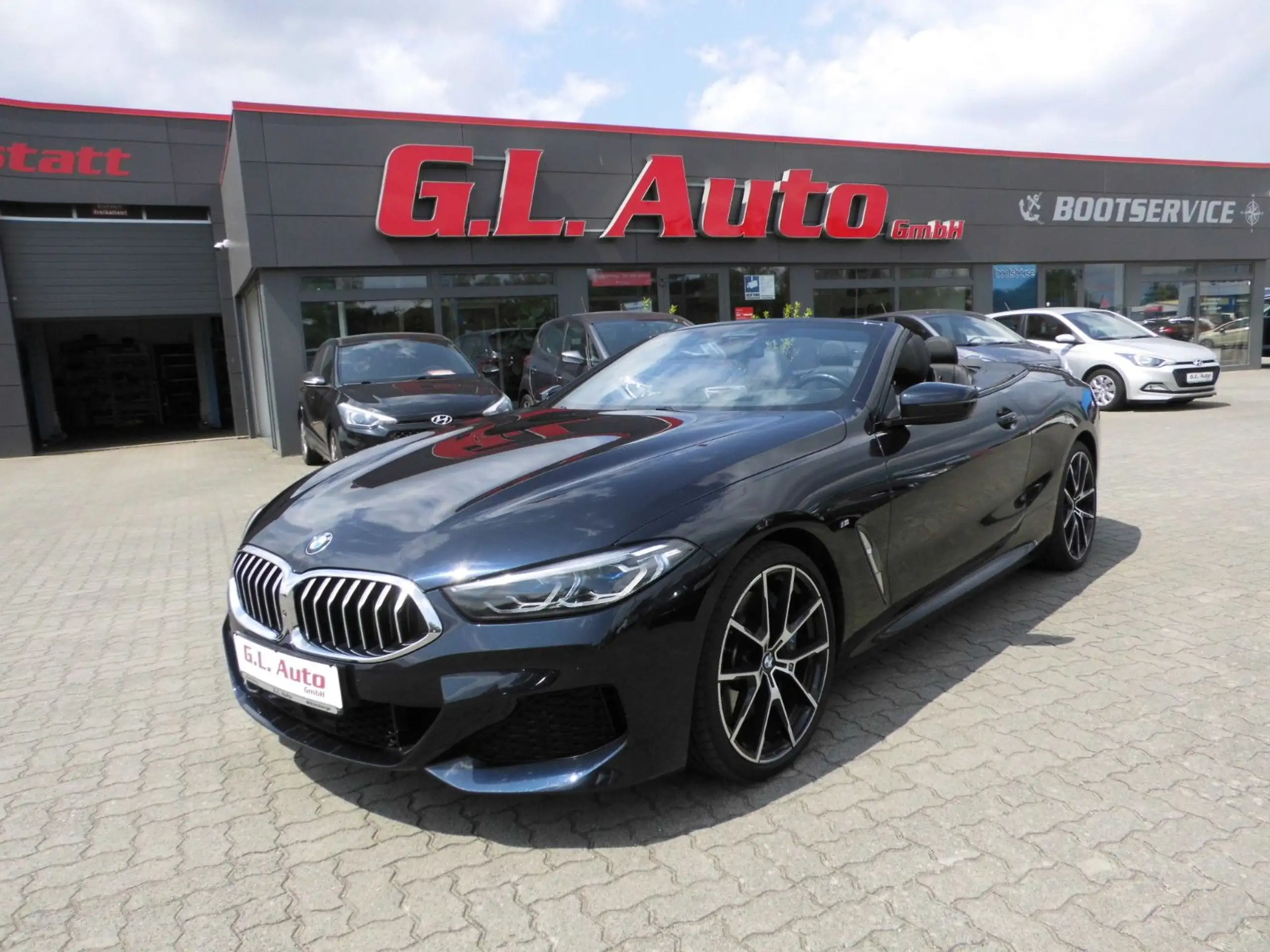 BMW - 840