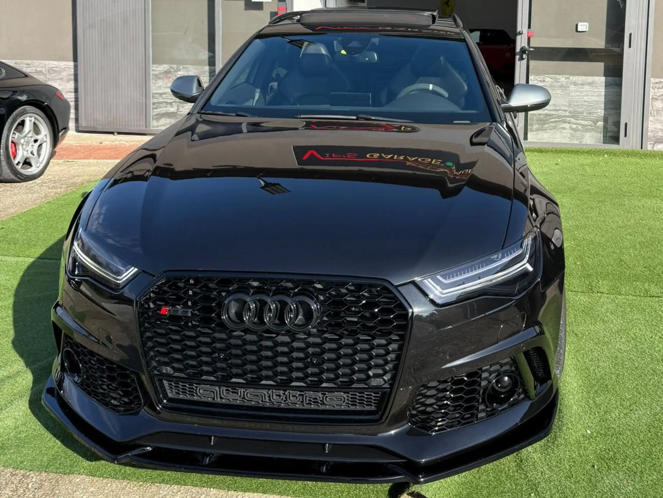 Audi - RS6