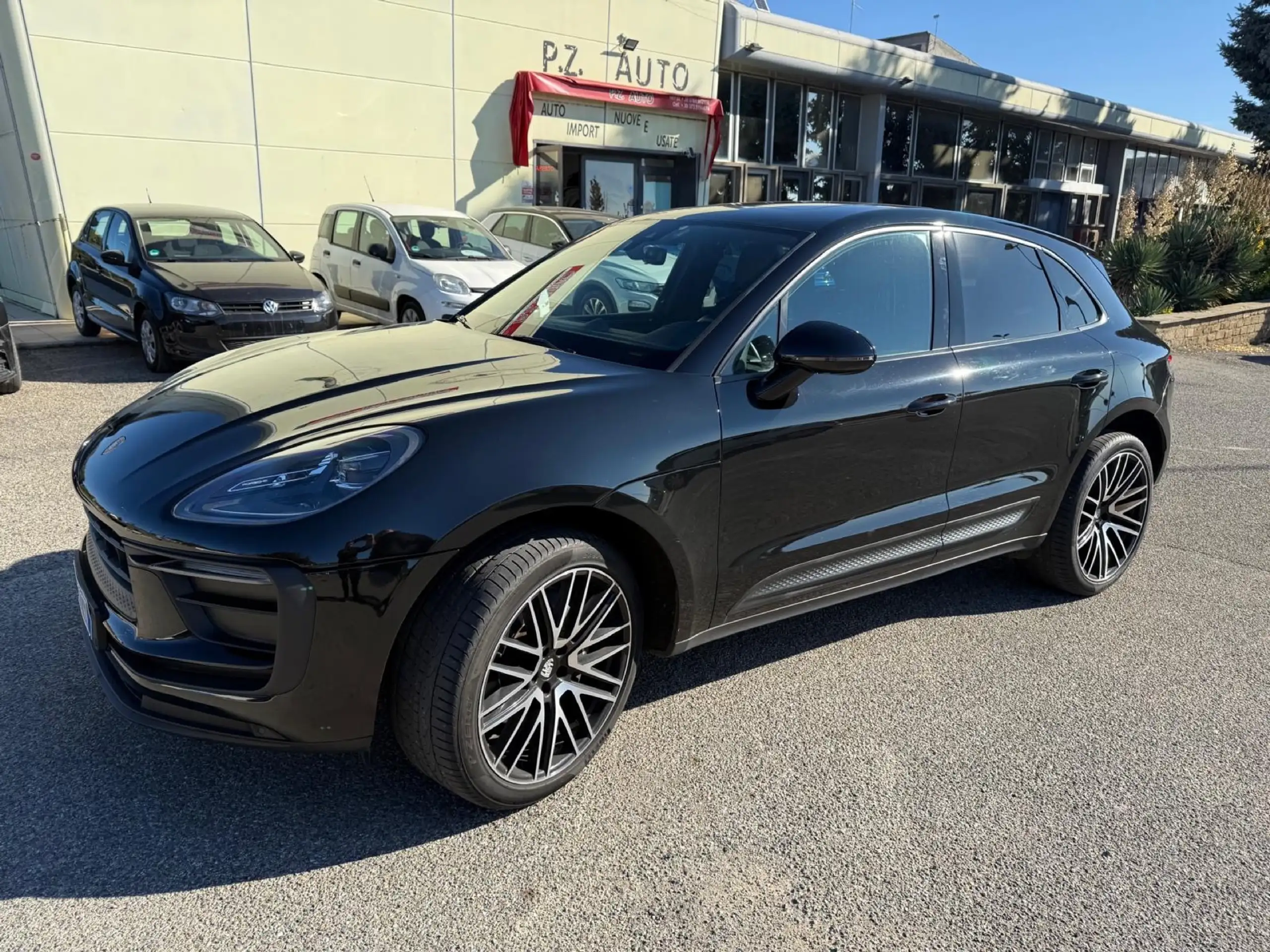 Porsche - Macan