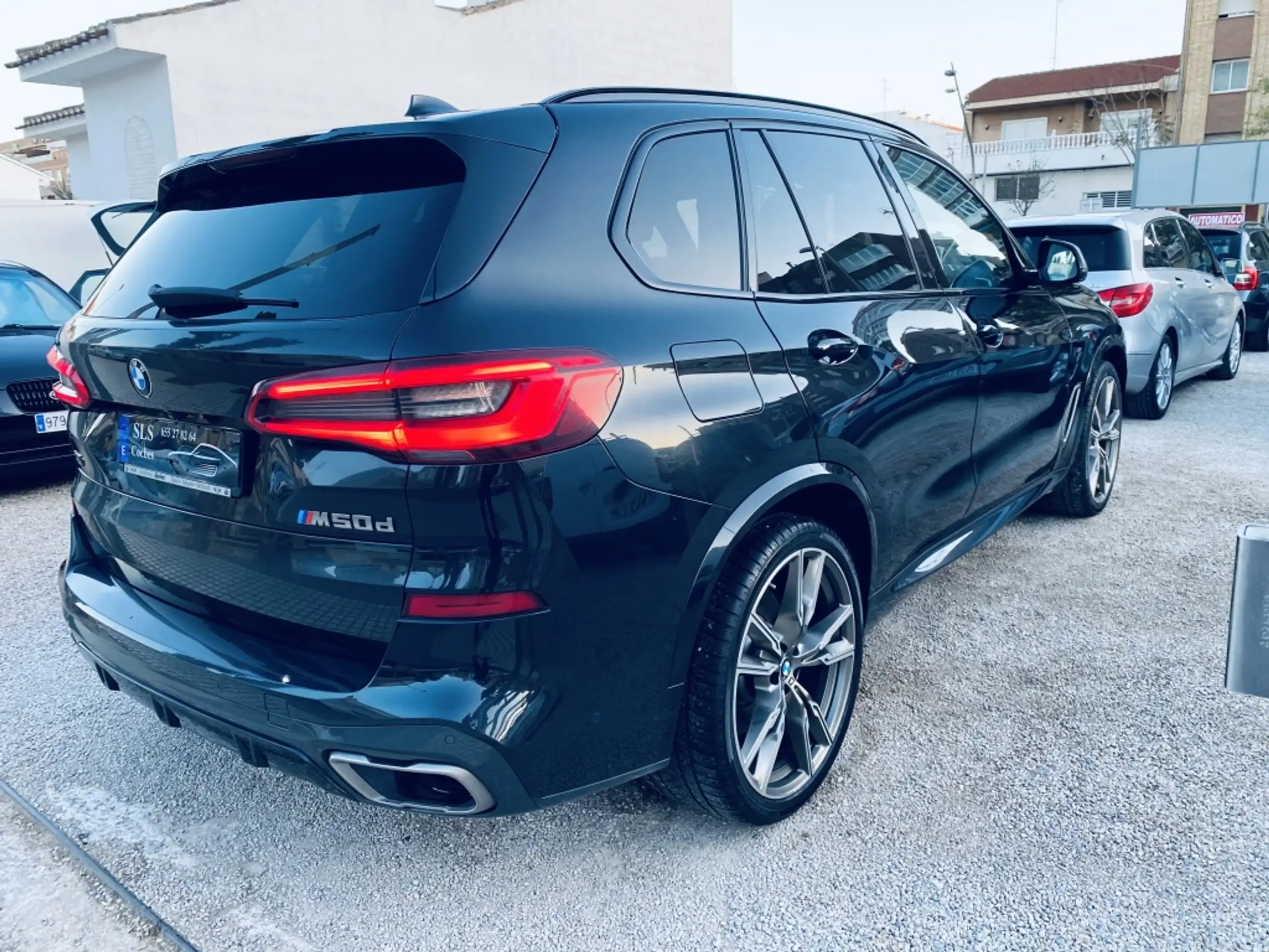 BMW - X5 M