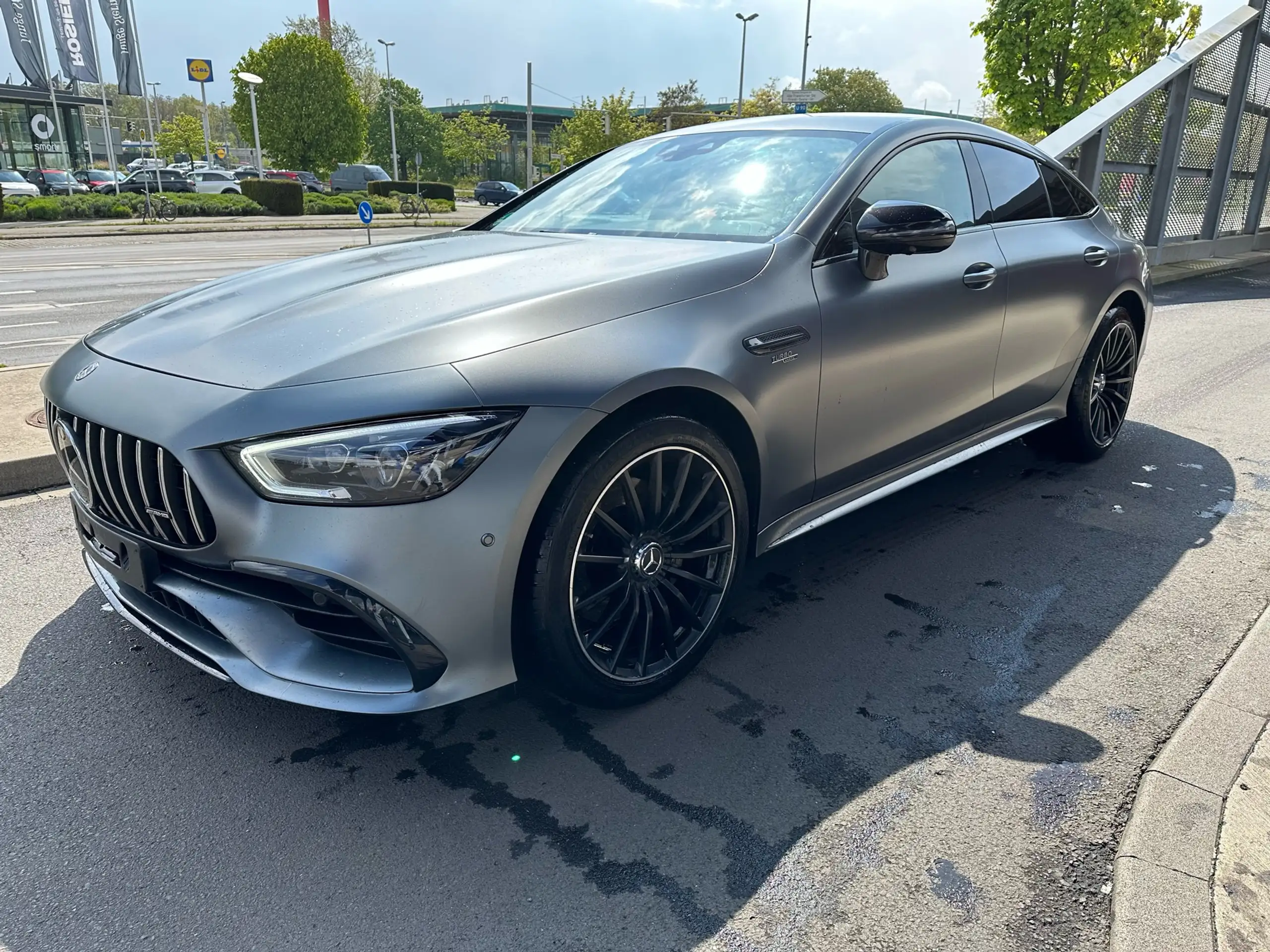 Mercedes-Benz - AMG GT