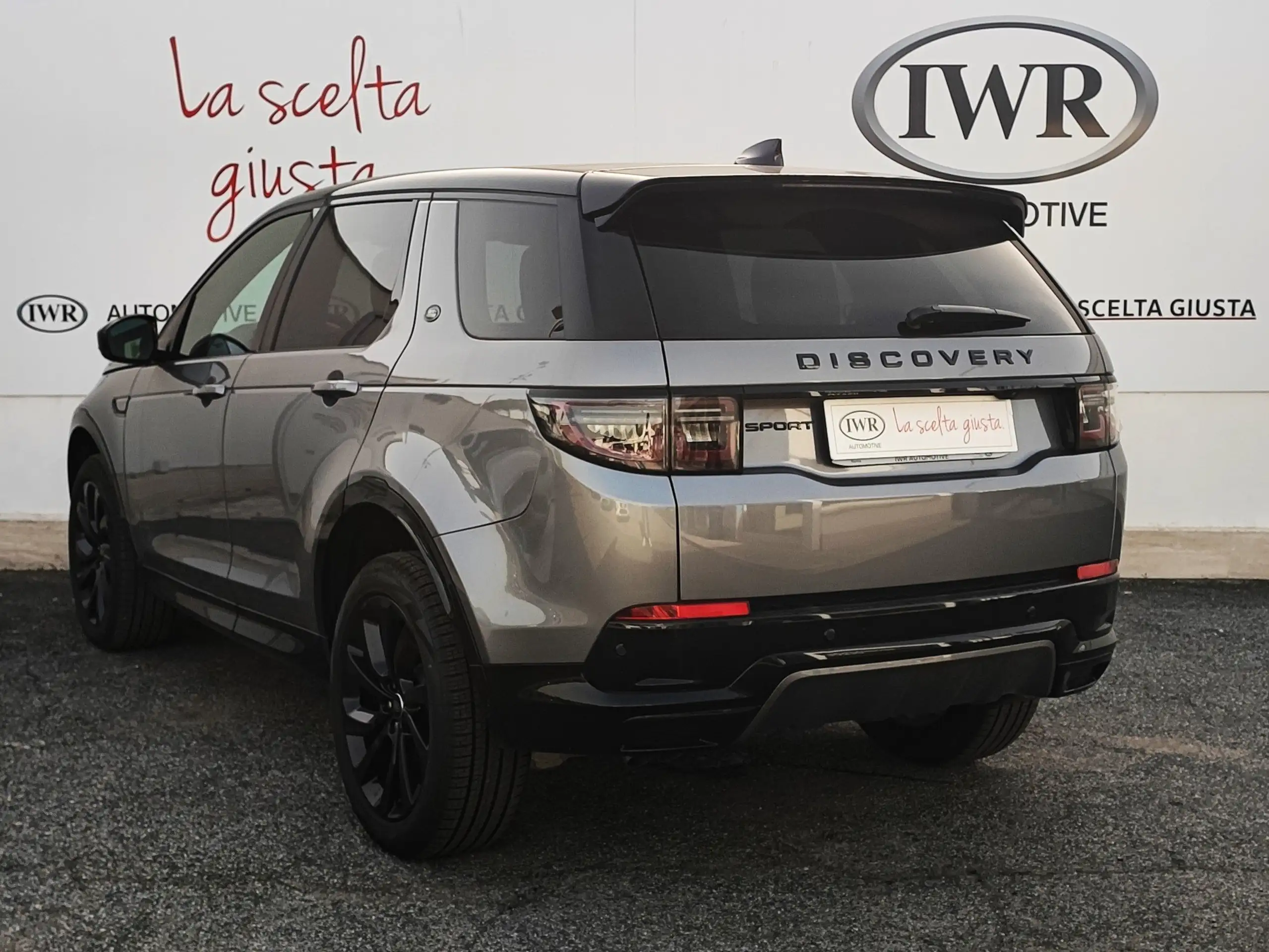 Land Rover - Discovery Sport