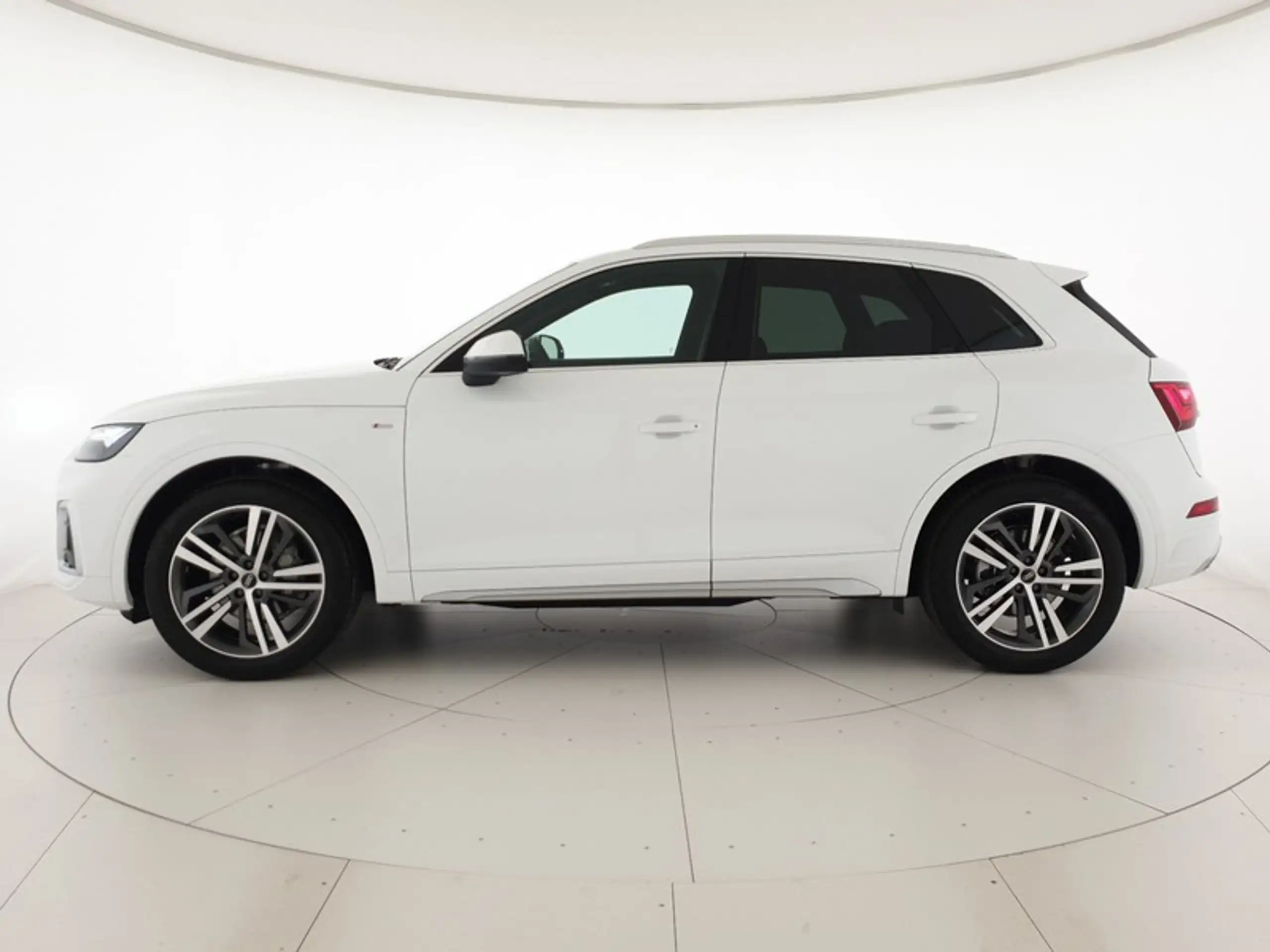 Audi - Q5