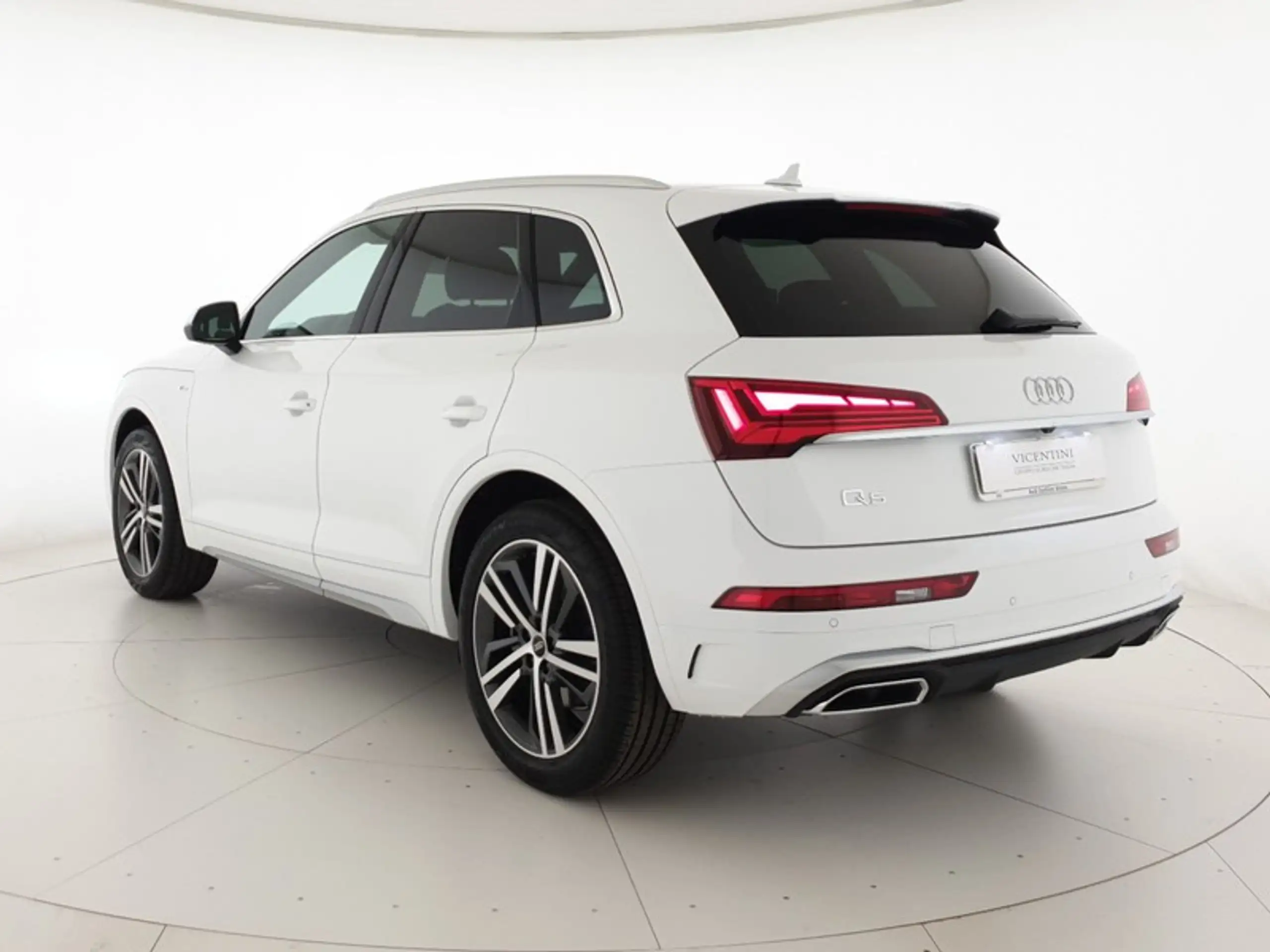 Audi - Q5