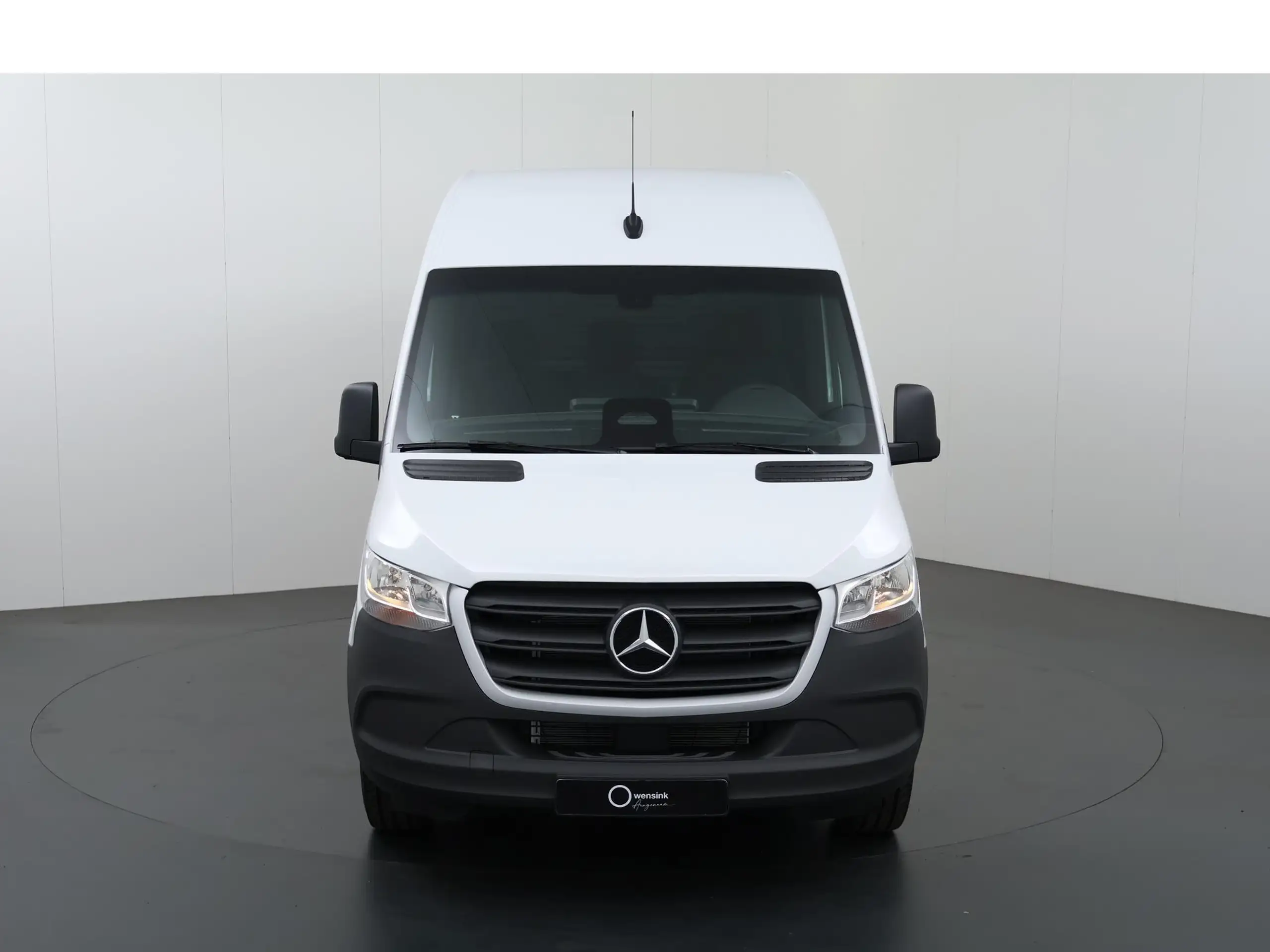 Mercedes-Benz - Sprinter