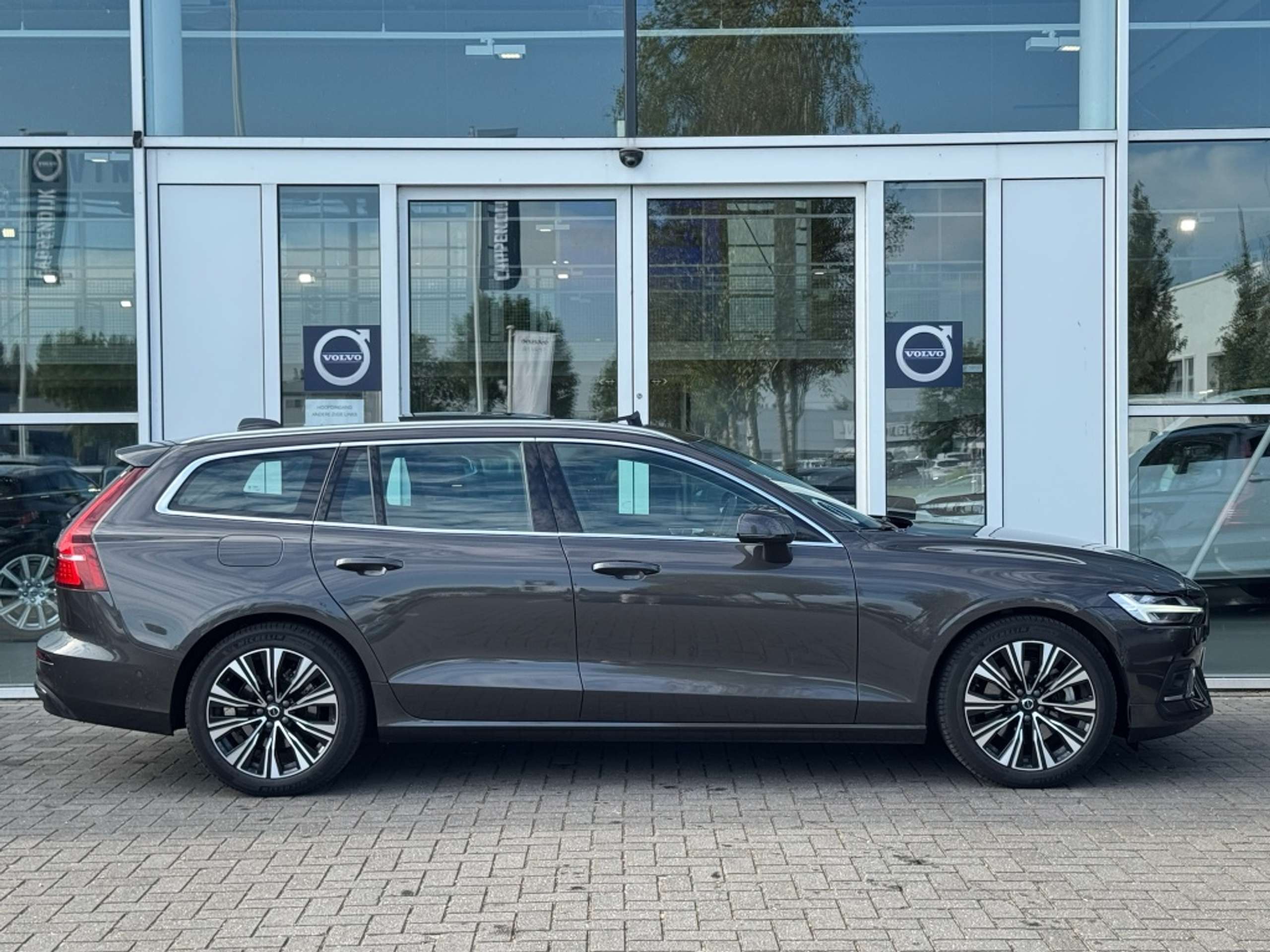 Volvo - V60