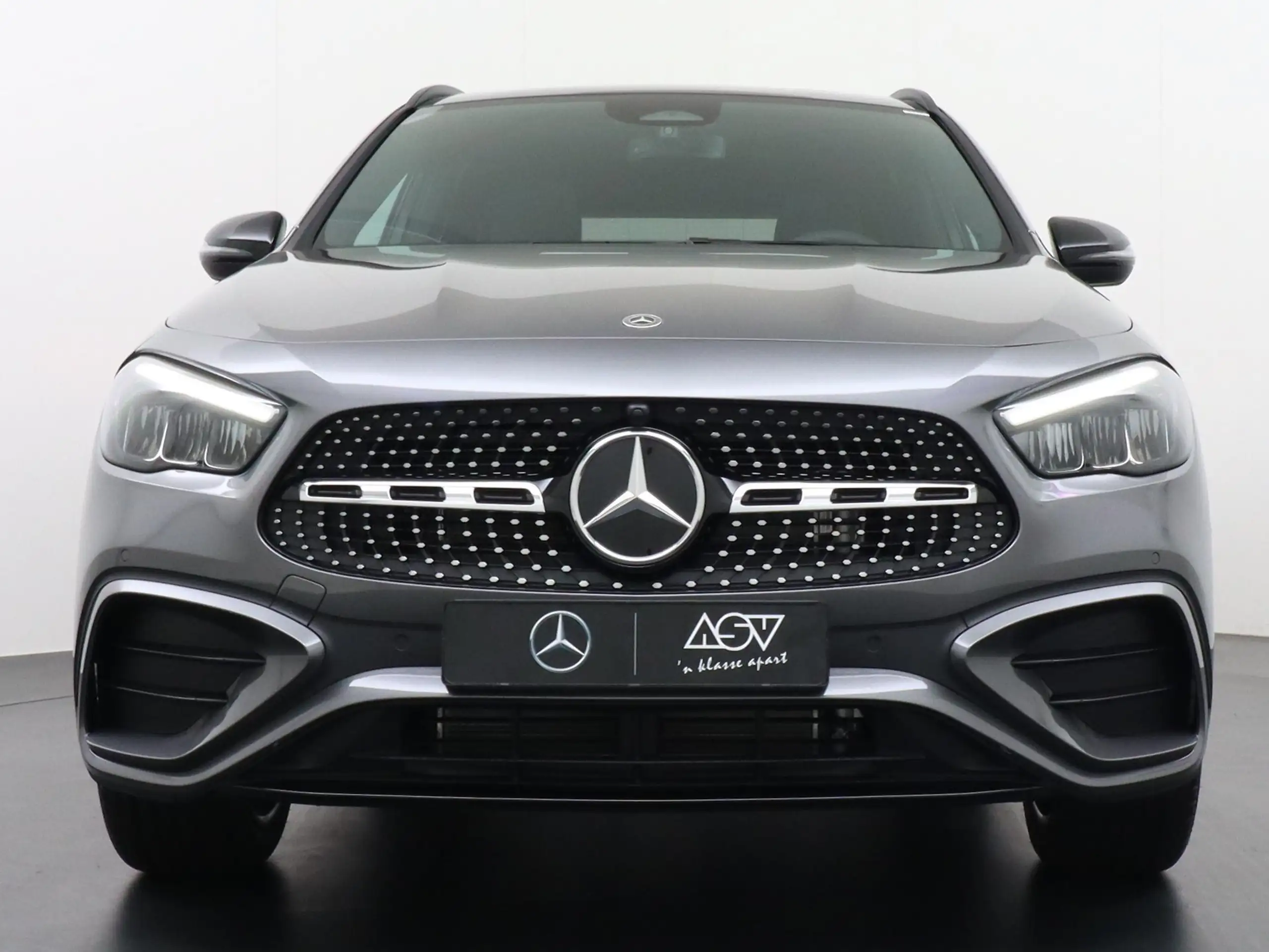 Mercedes-Benz - GLA 250