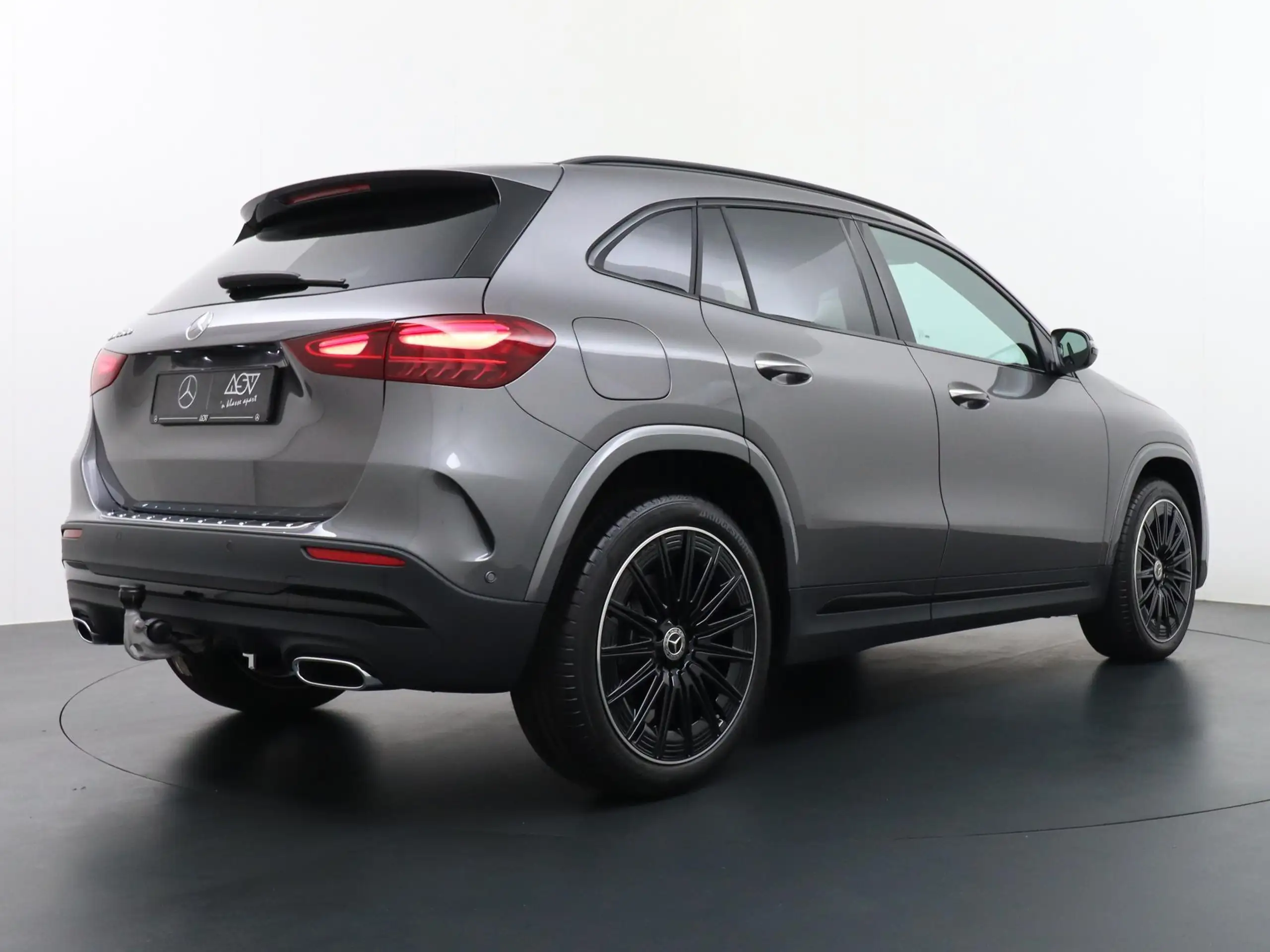 Mercedes-Benz - GLA 250