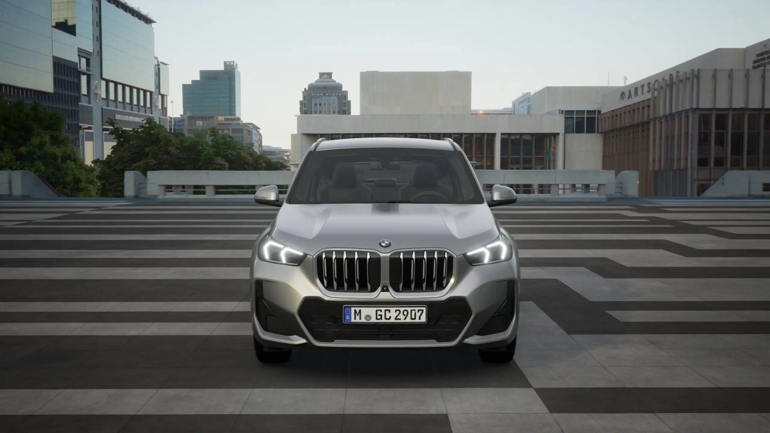 BMW - X1