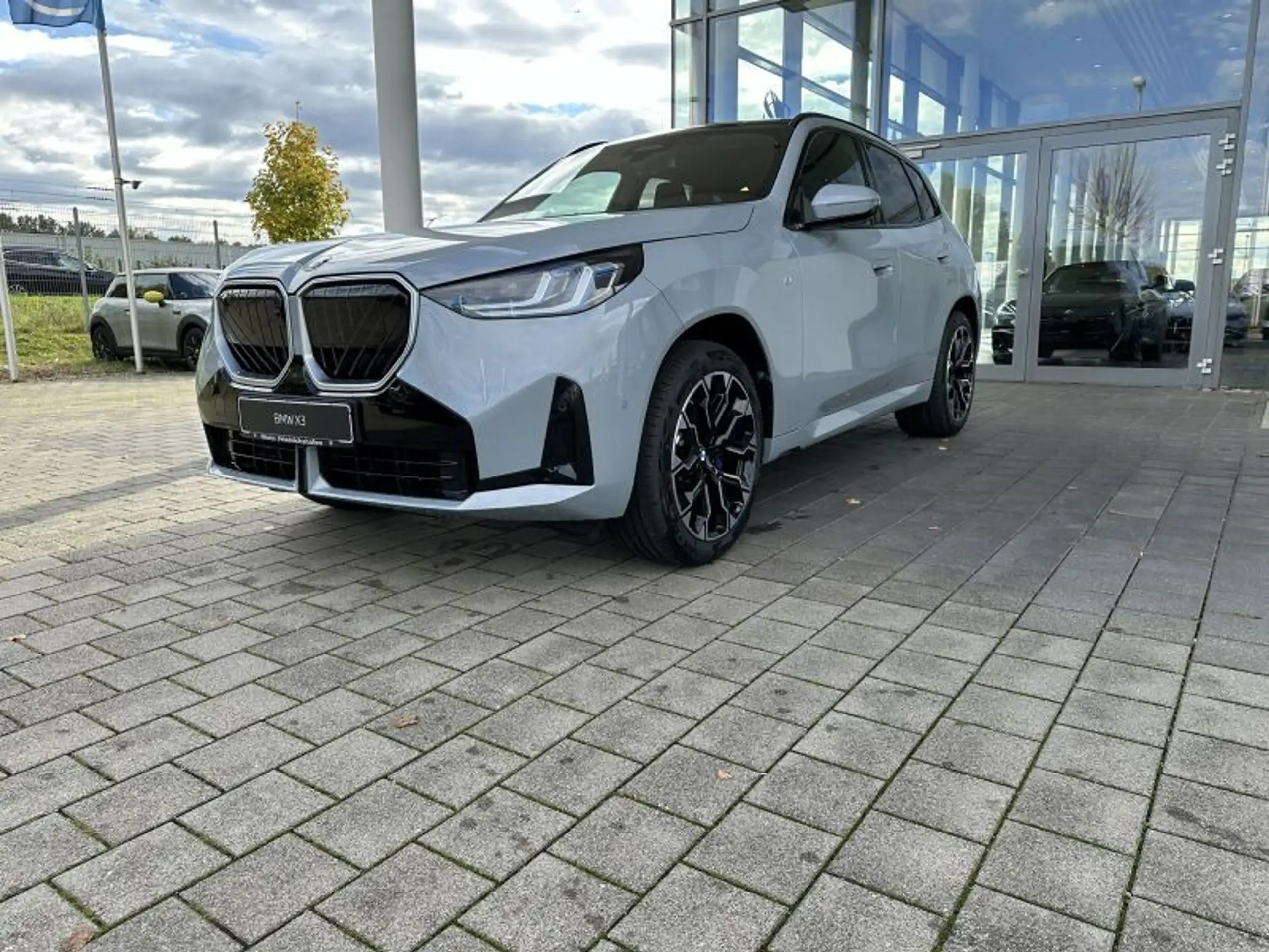 BMW - X3