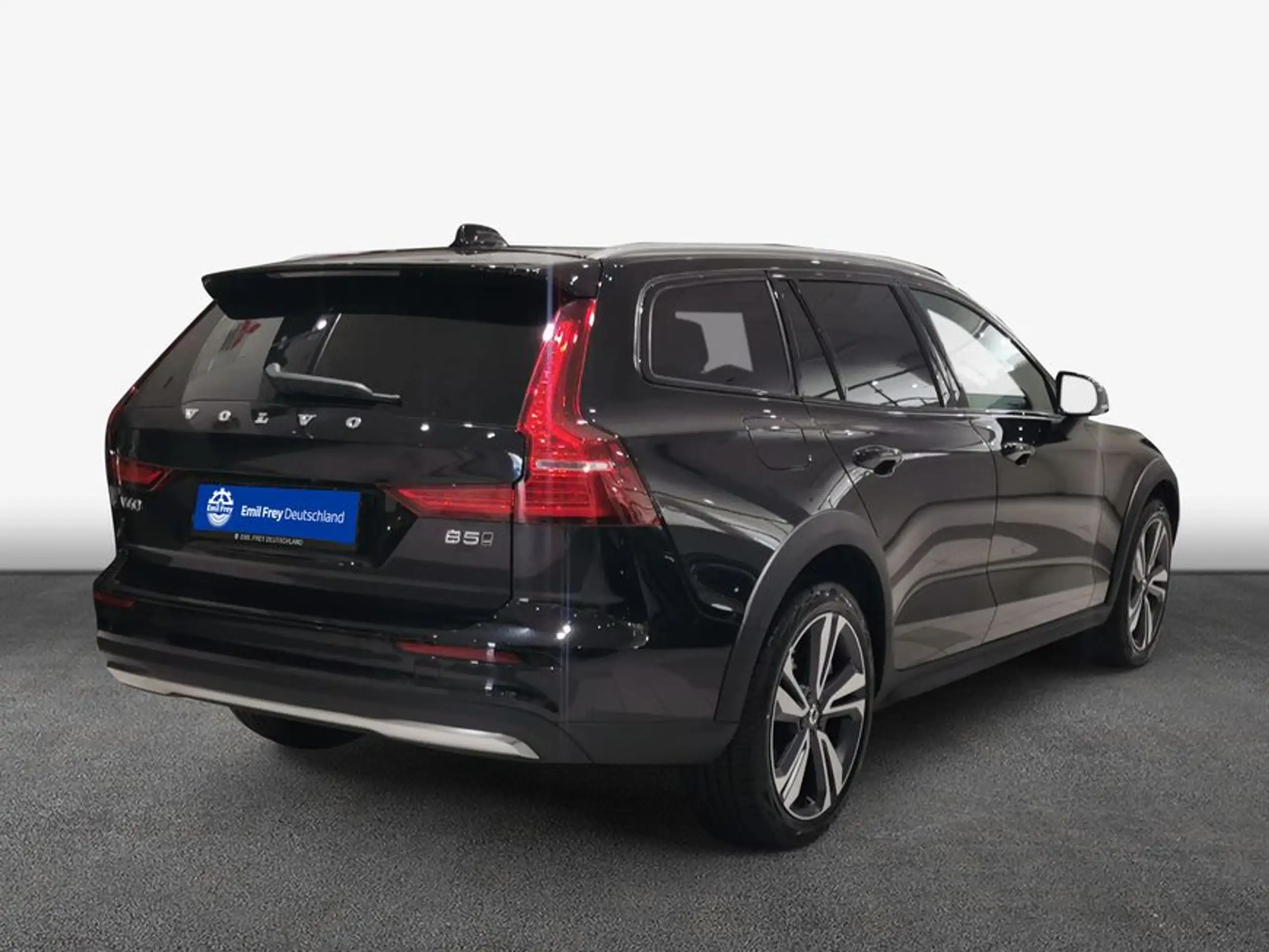 Volvo - V60 Cross Country