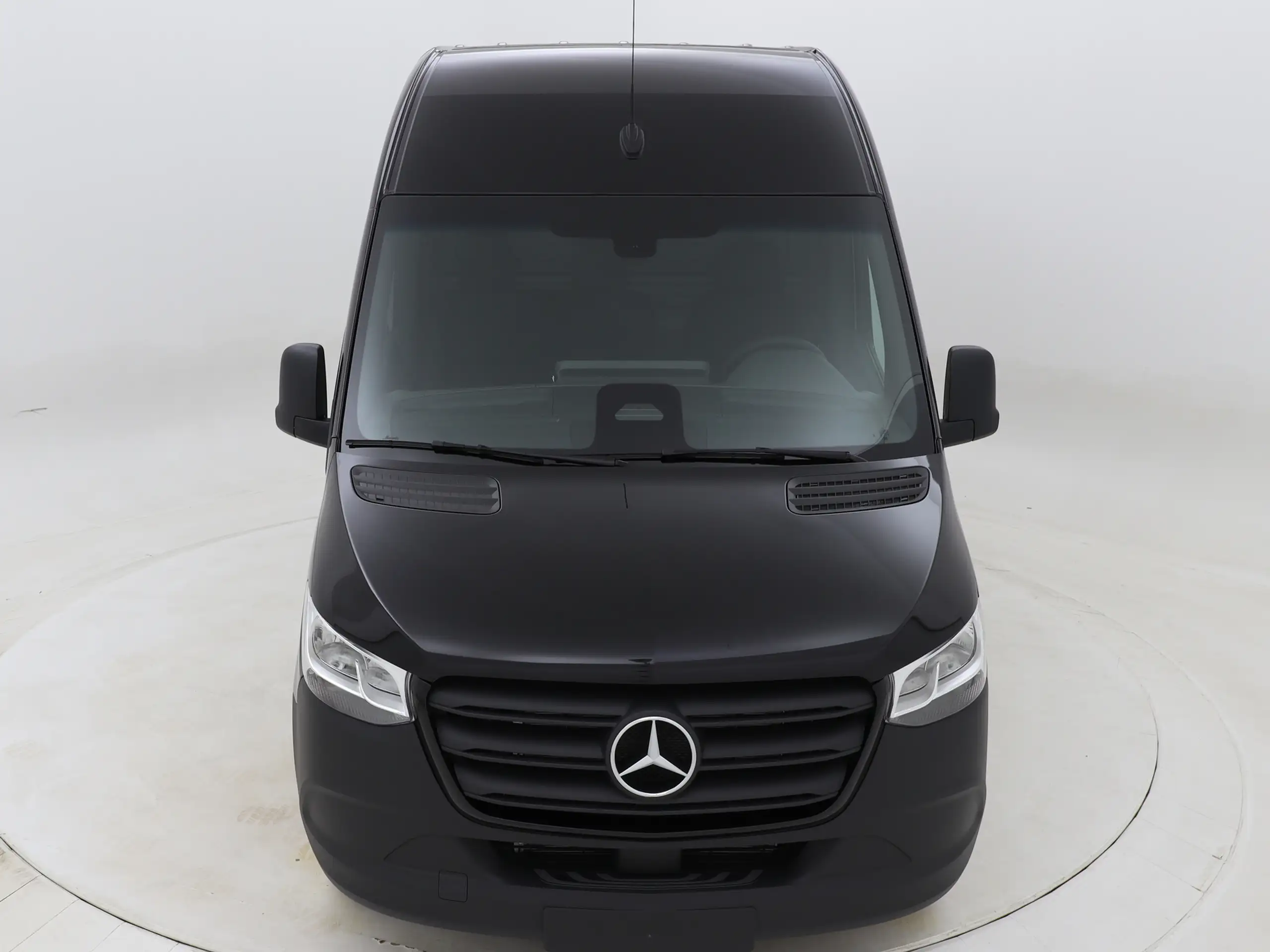 Mercedes-Benz - Sprinter