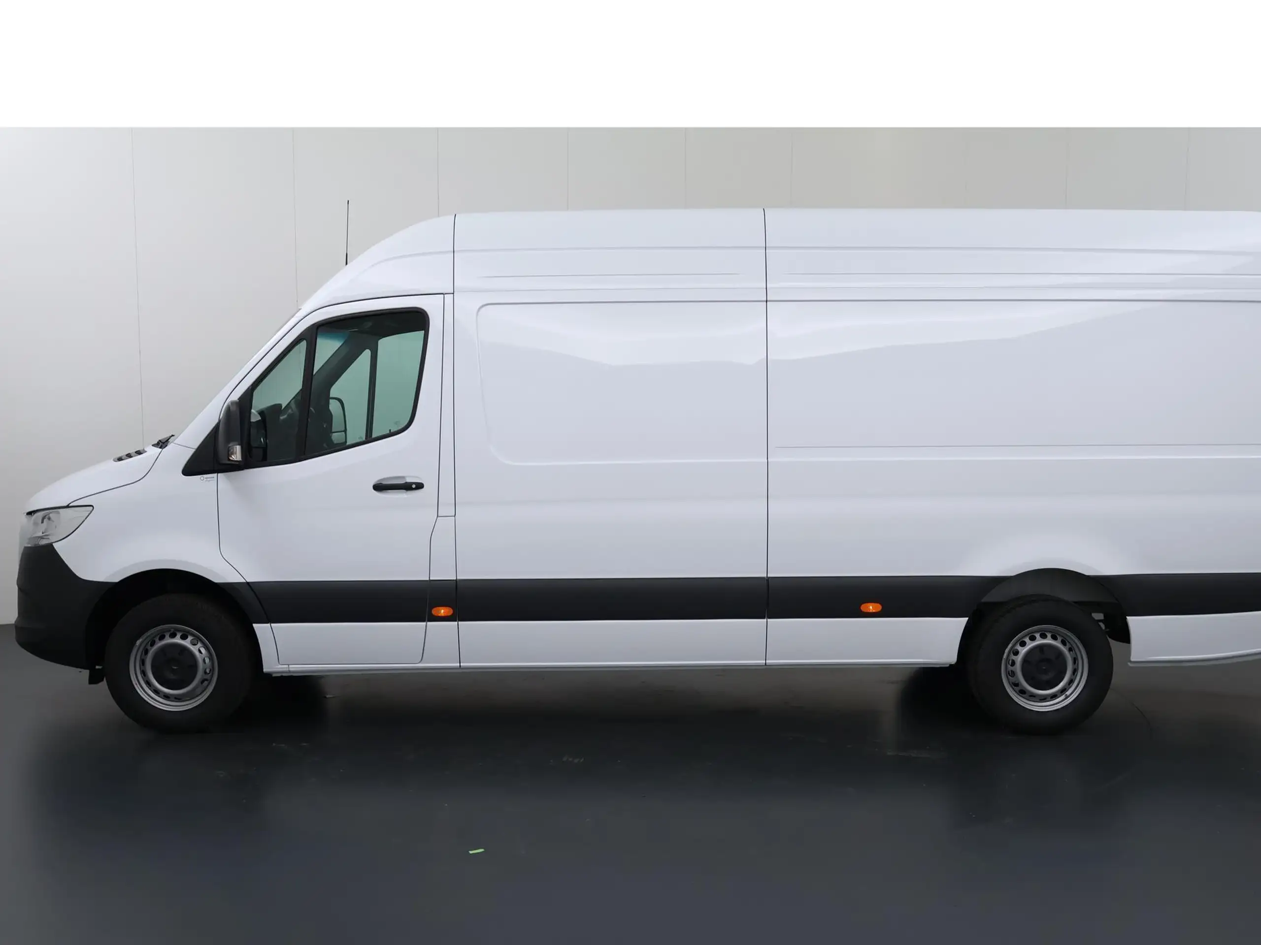 Mercedes-Benz Sprinter 2024