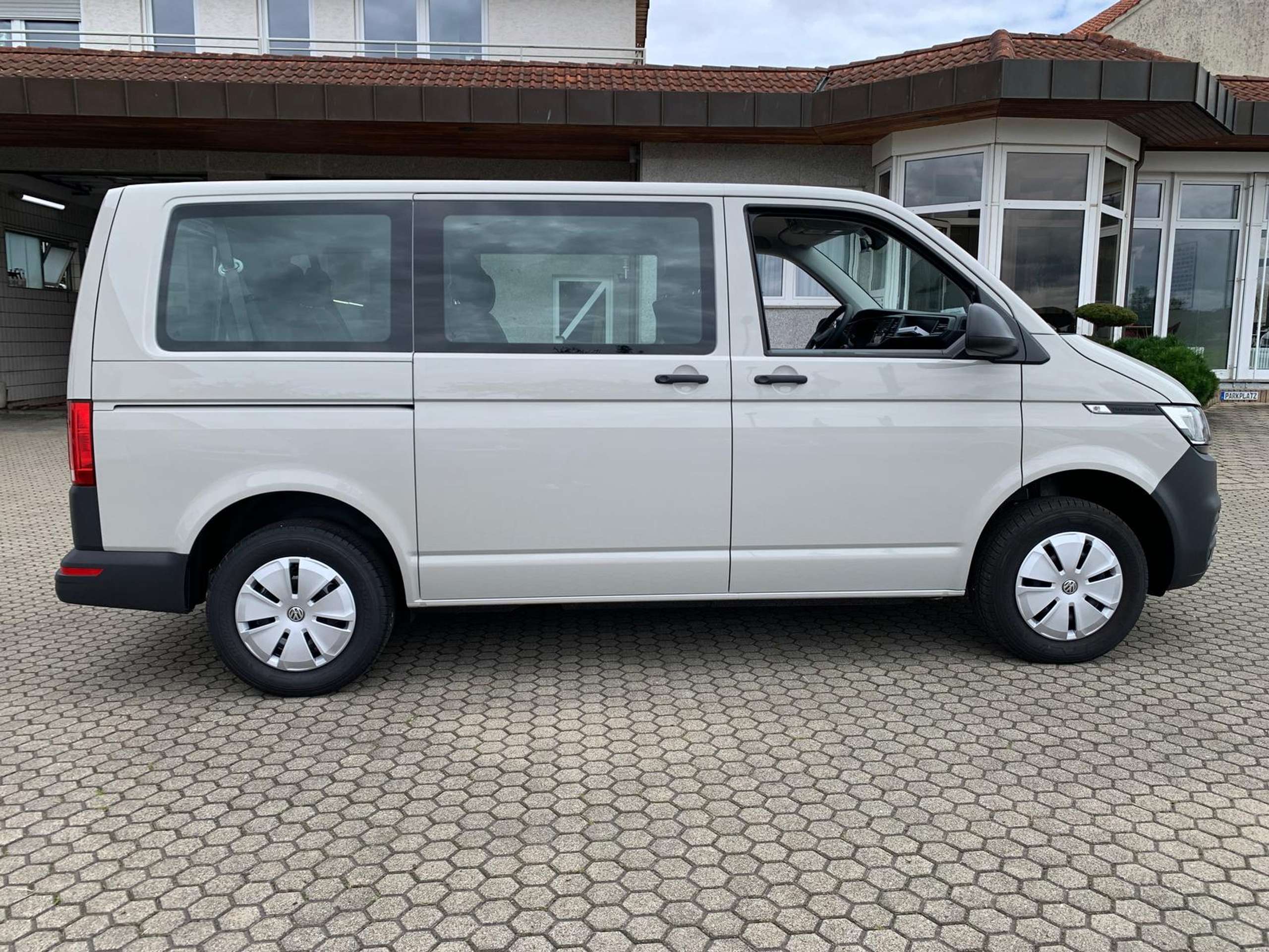 Volkswagen - T6.1 Kombi