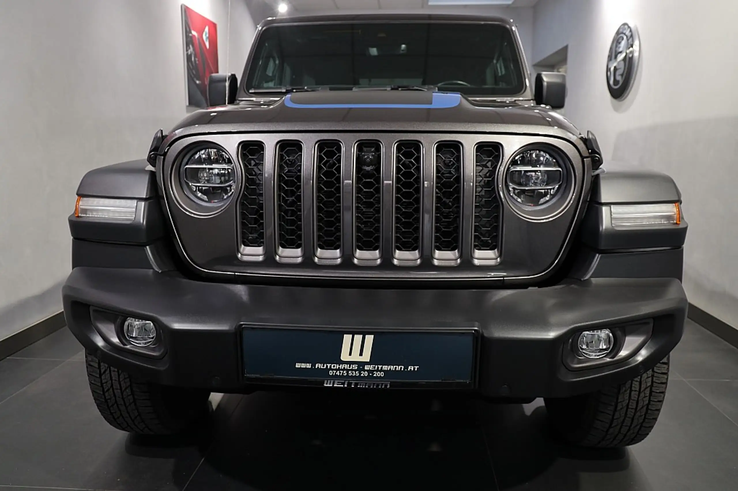 Jeep - Wrangler