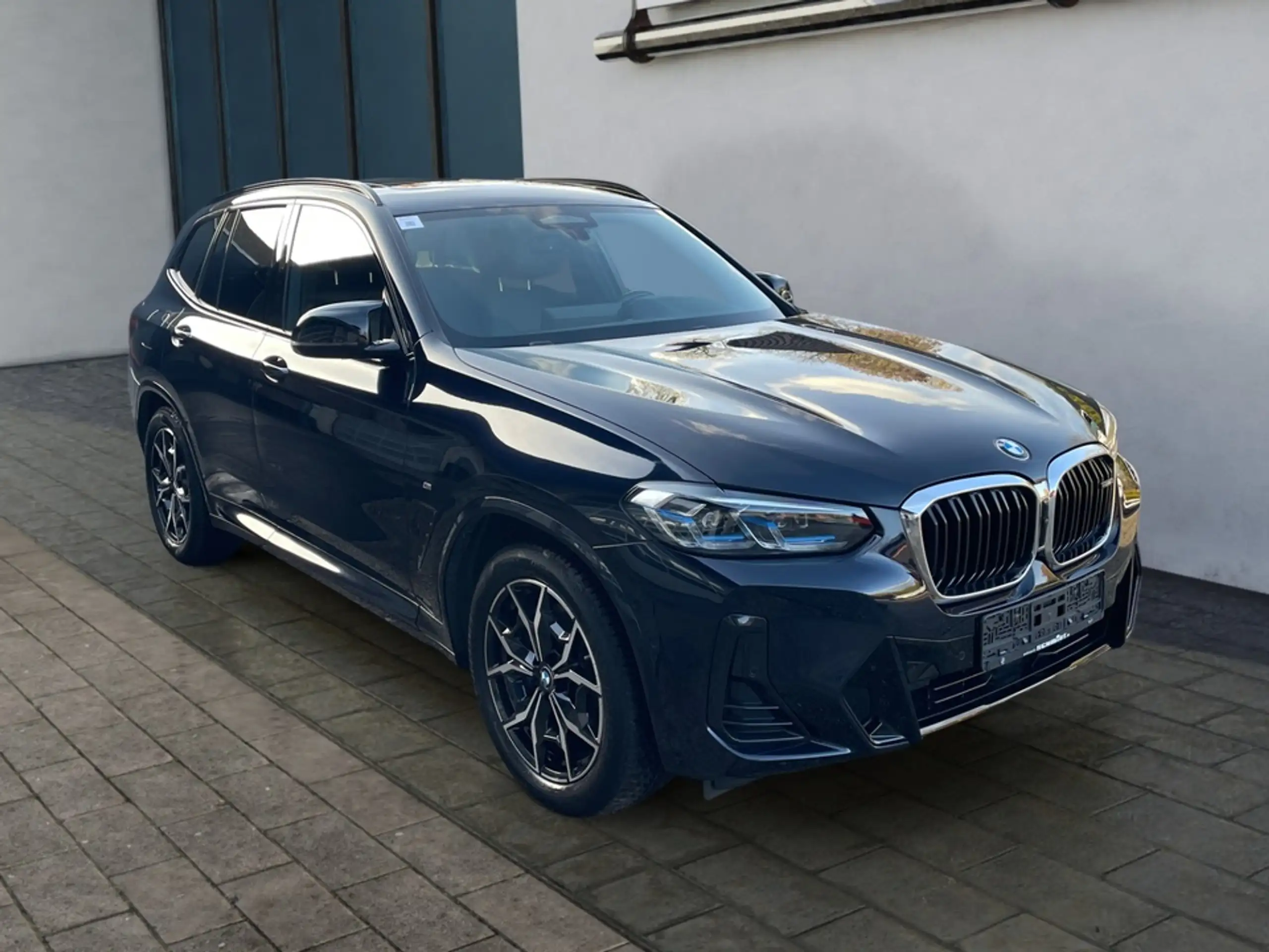 BMW - X3