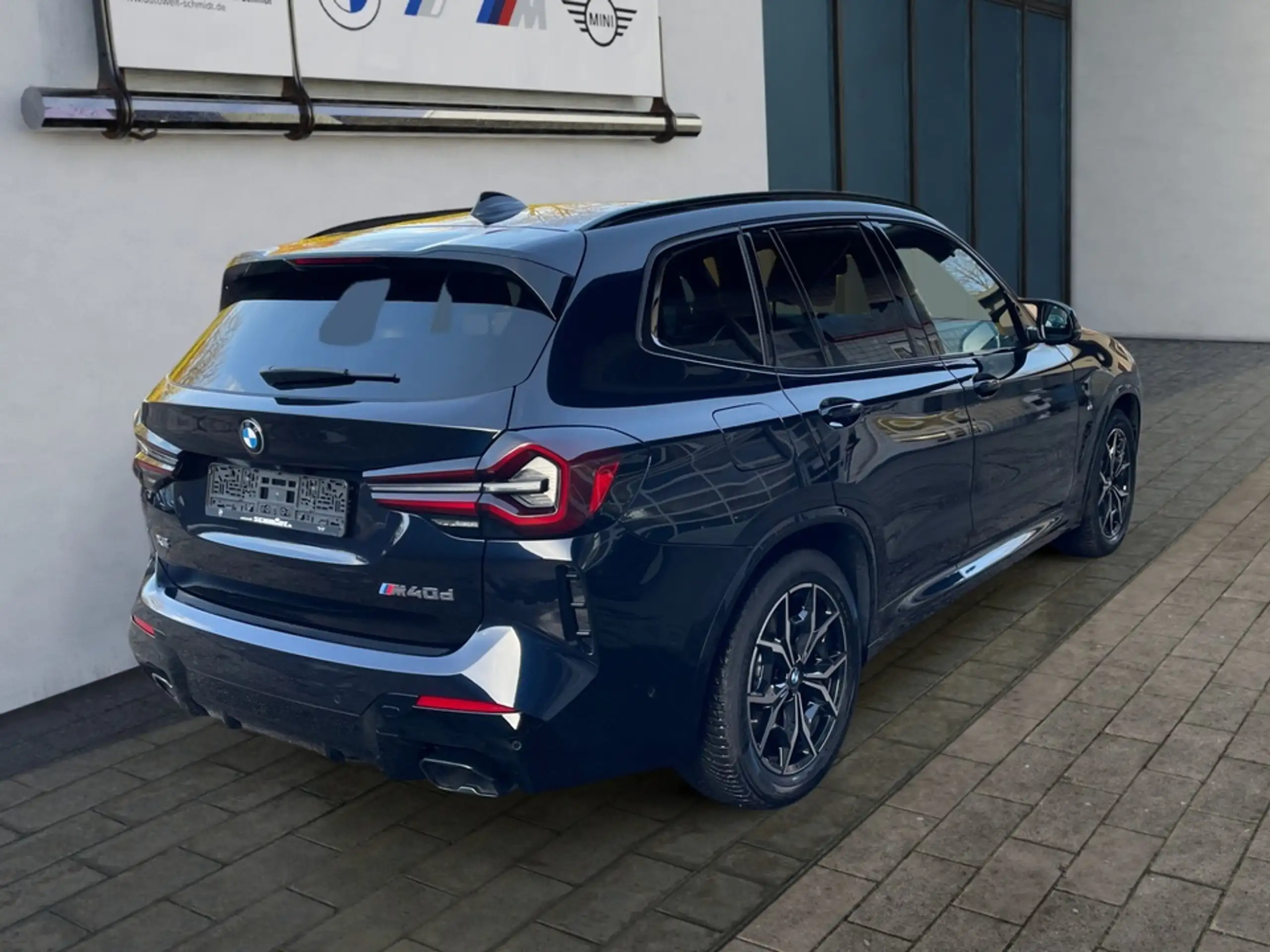 BMW - X3