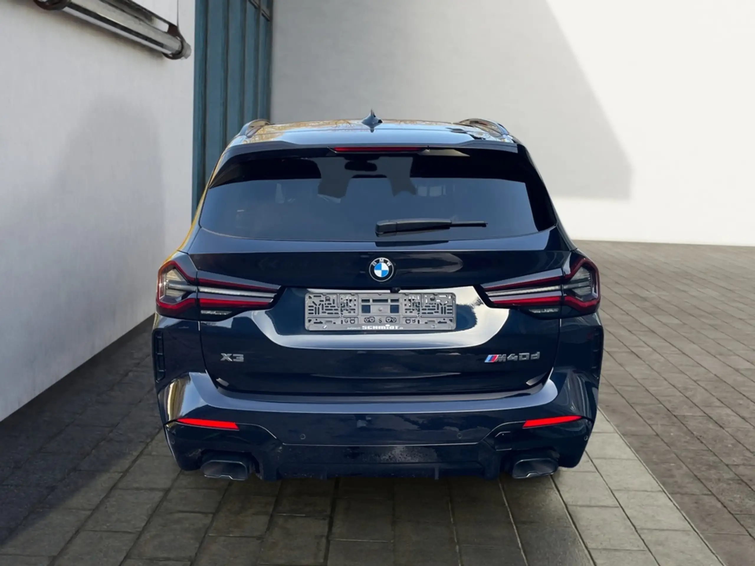 BMW - X3