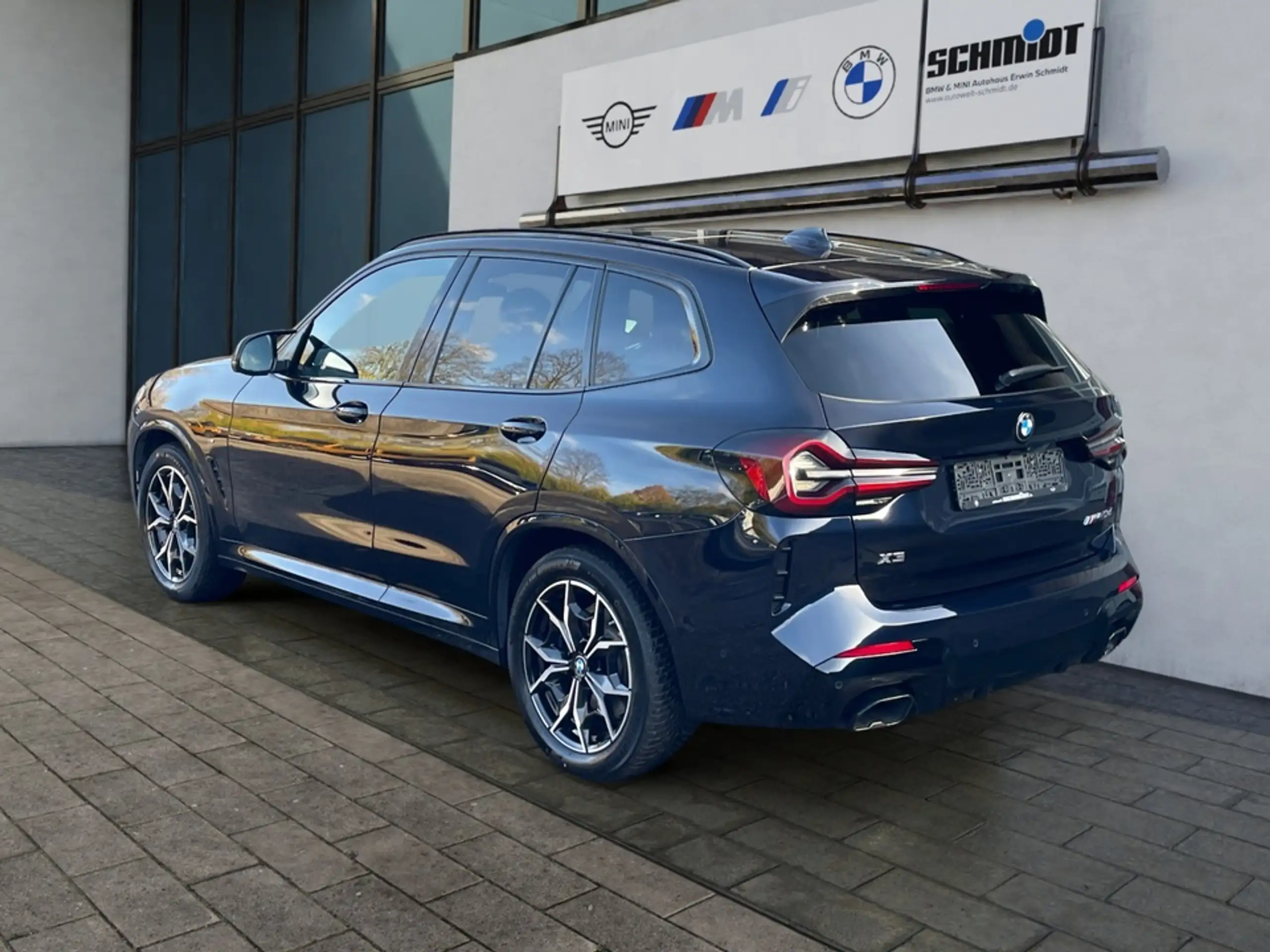 BMW - X3