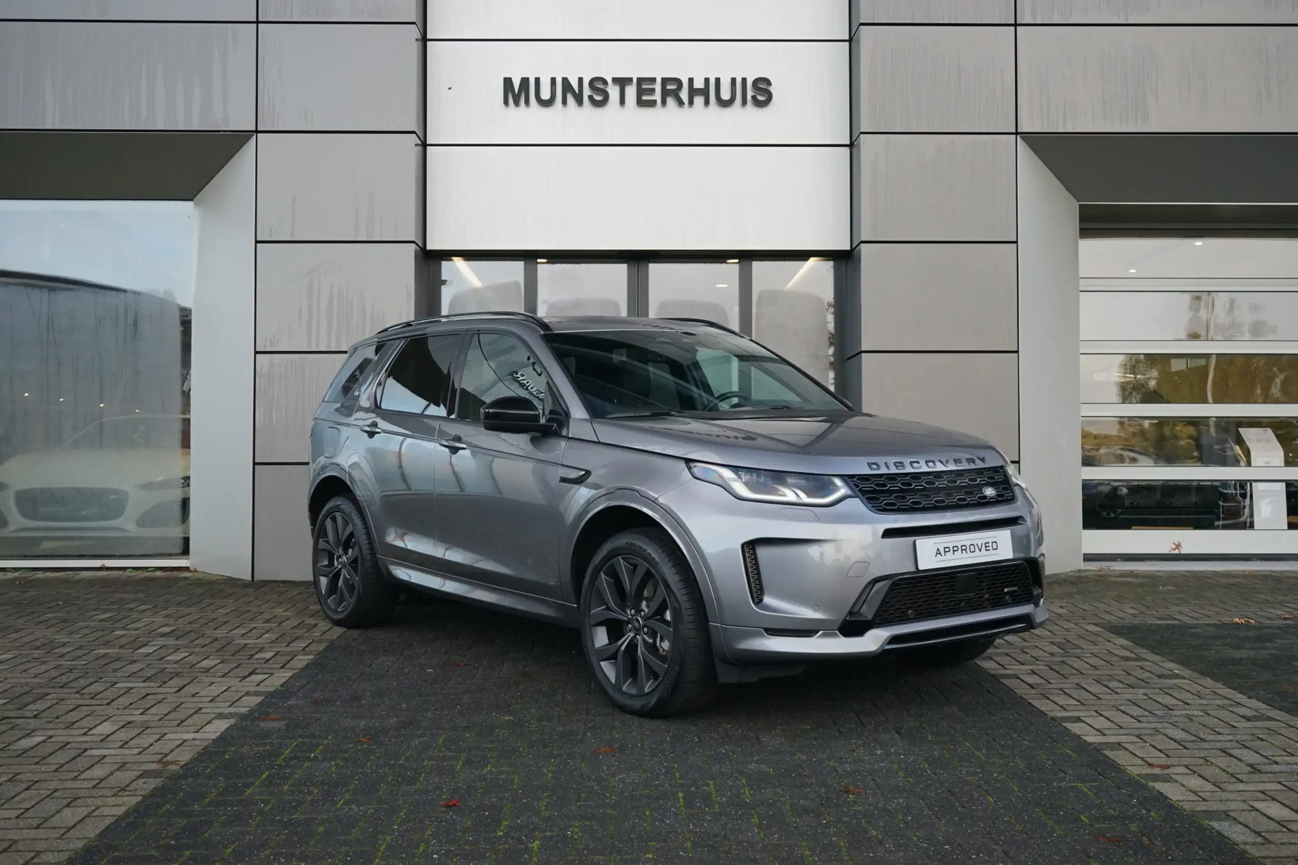 Land Rover - Discovery Sport