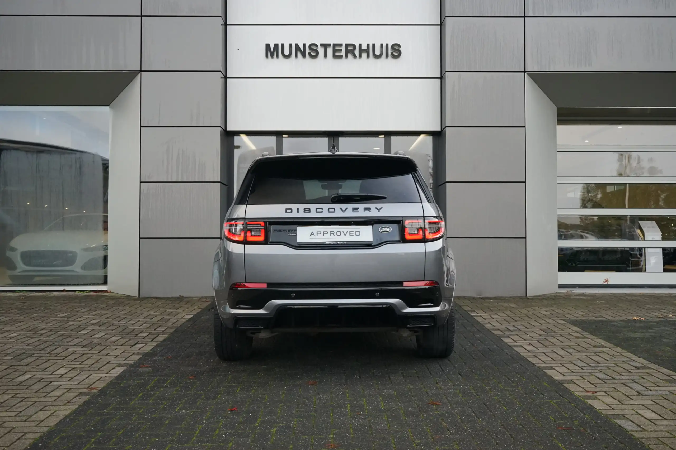 Land Rover - Discovery Sport